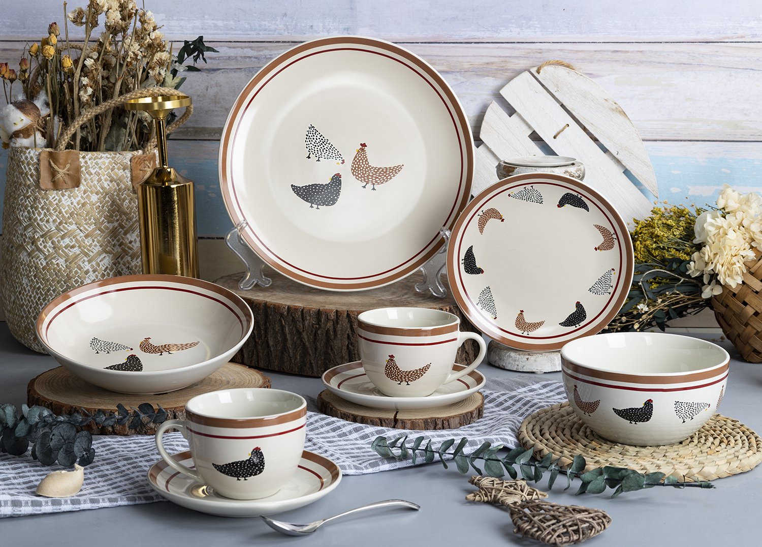 CHANGSHA HAPPY GO Farmhouse Country Hen Decal Dinnerware Set with Rustic Chicken and Brown Rim Designs  |happygodinnerware.com