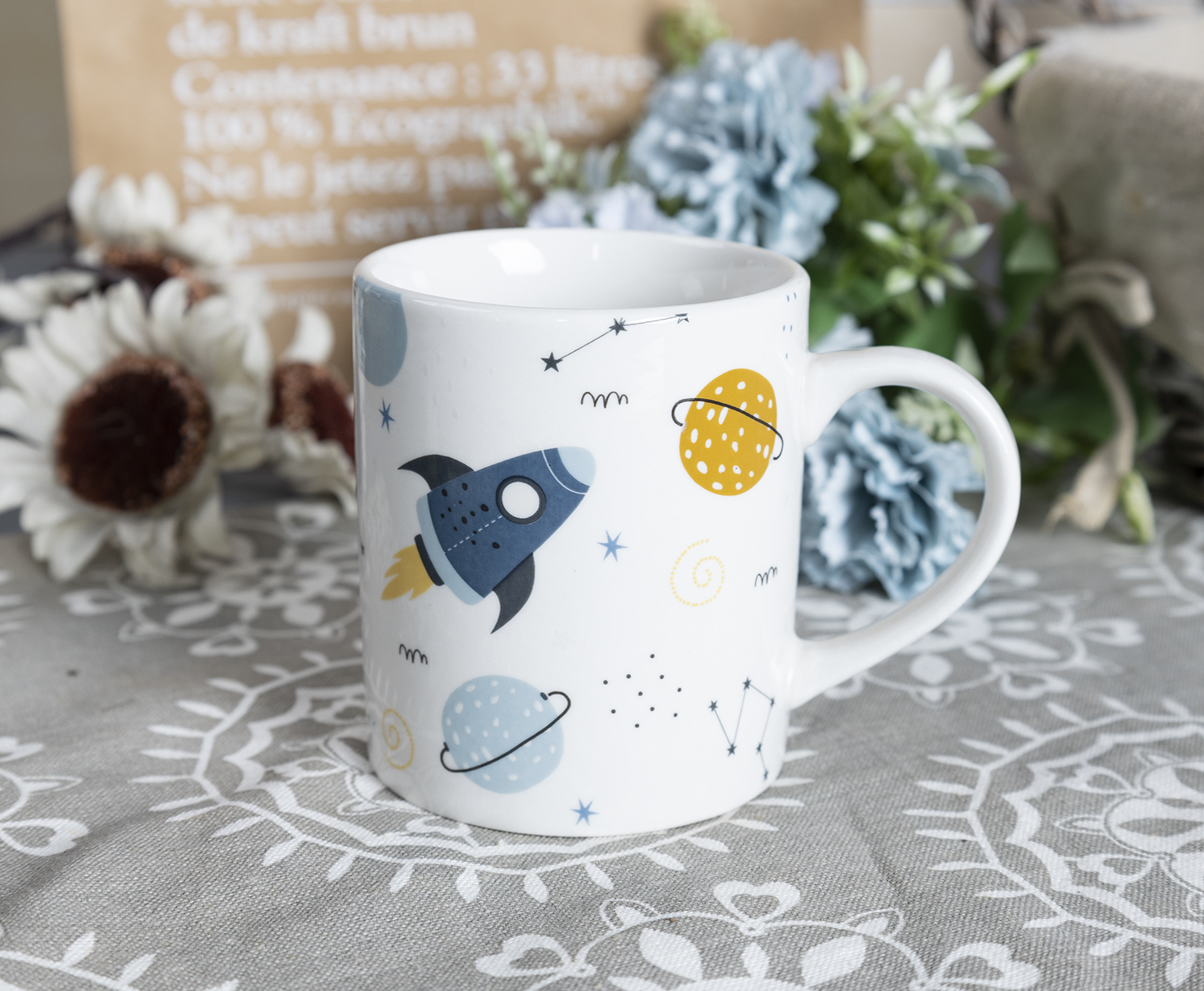 CHANGSHA HAPPY GO  Children's Space Adventure Decal Dinnerware Set with Cartoon Planets, Rockets, and Astronaut Designs  |happygodinnerware.com