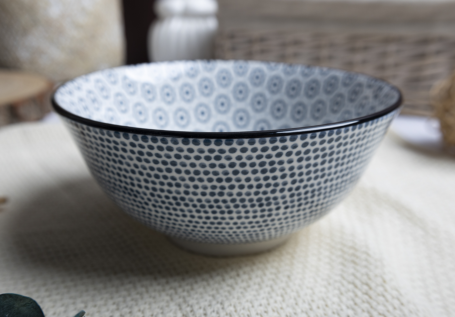 CHANGSHA HAPPY GO Japanese Style Blue and White Geometric Print Dinnerware Set with Diverse Patterns and Modern Aesthetic  |happygodinnerware.com