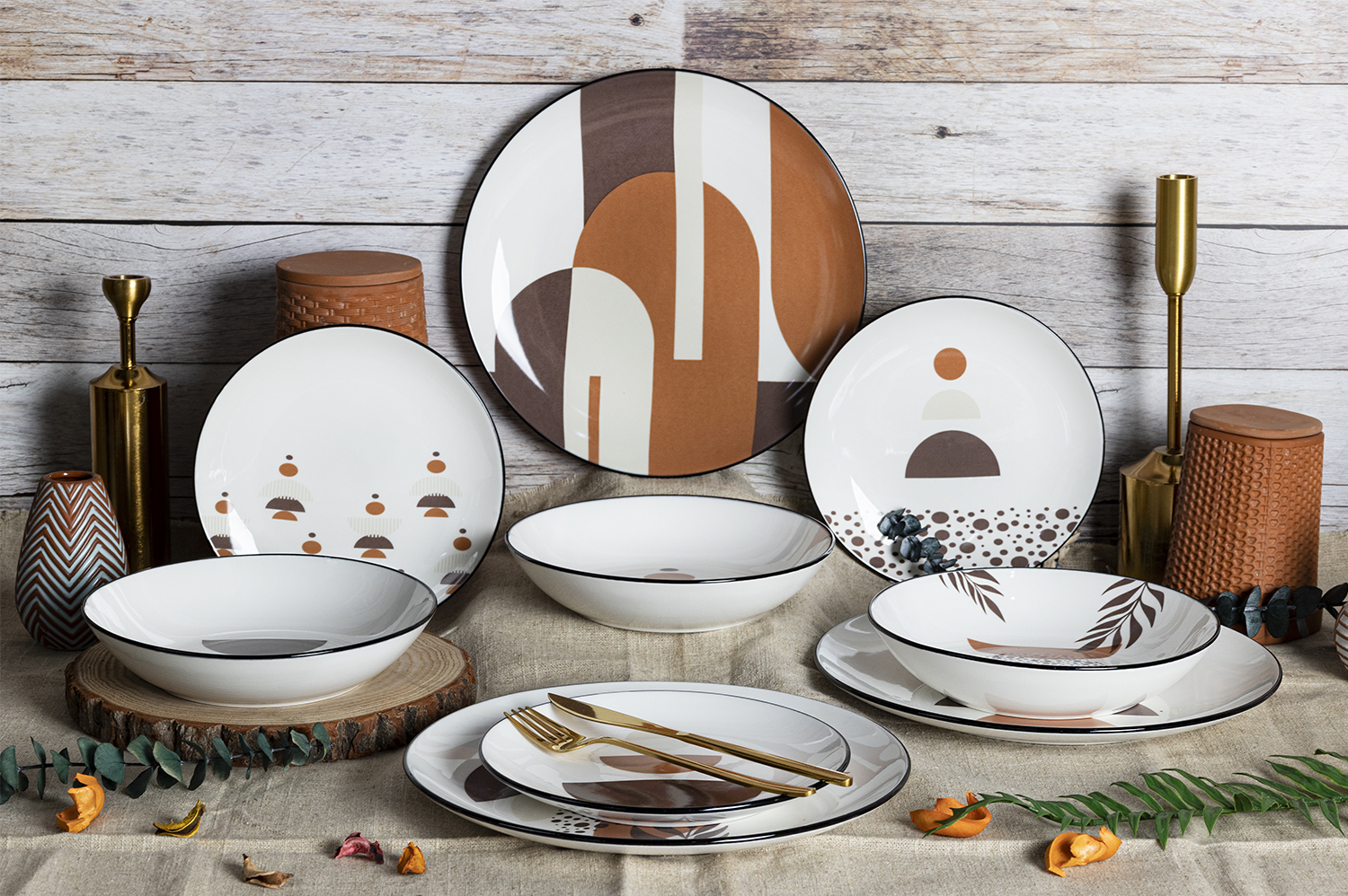 CHANGSHA HAPPY GO Modern White Porcelain Decal Dinnerware Set with Abstract Geometric and Nature-Inspired Designs |happygodinnerware.com