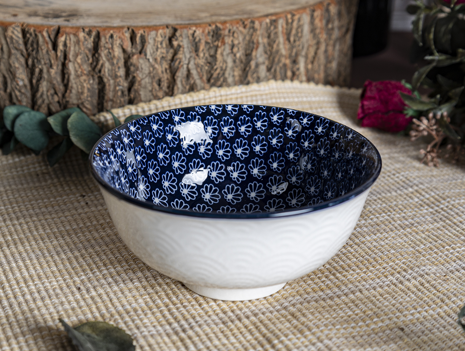 CHANGSHA HAPPY GO  Textured White Porcelain Bowl Set with Colorful Interior Prints and Wave Surface Design  |happygodinnerware.com