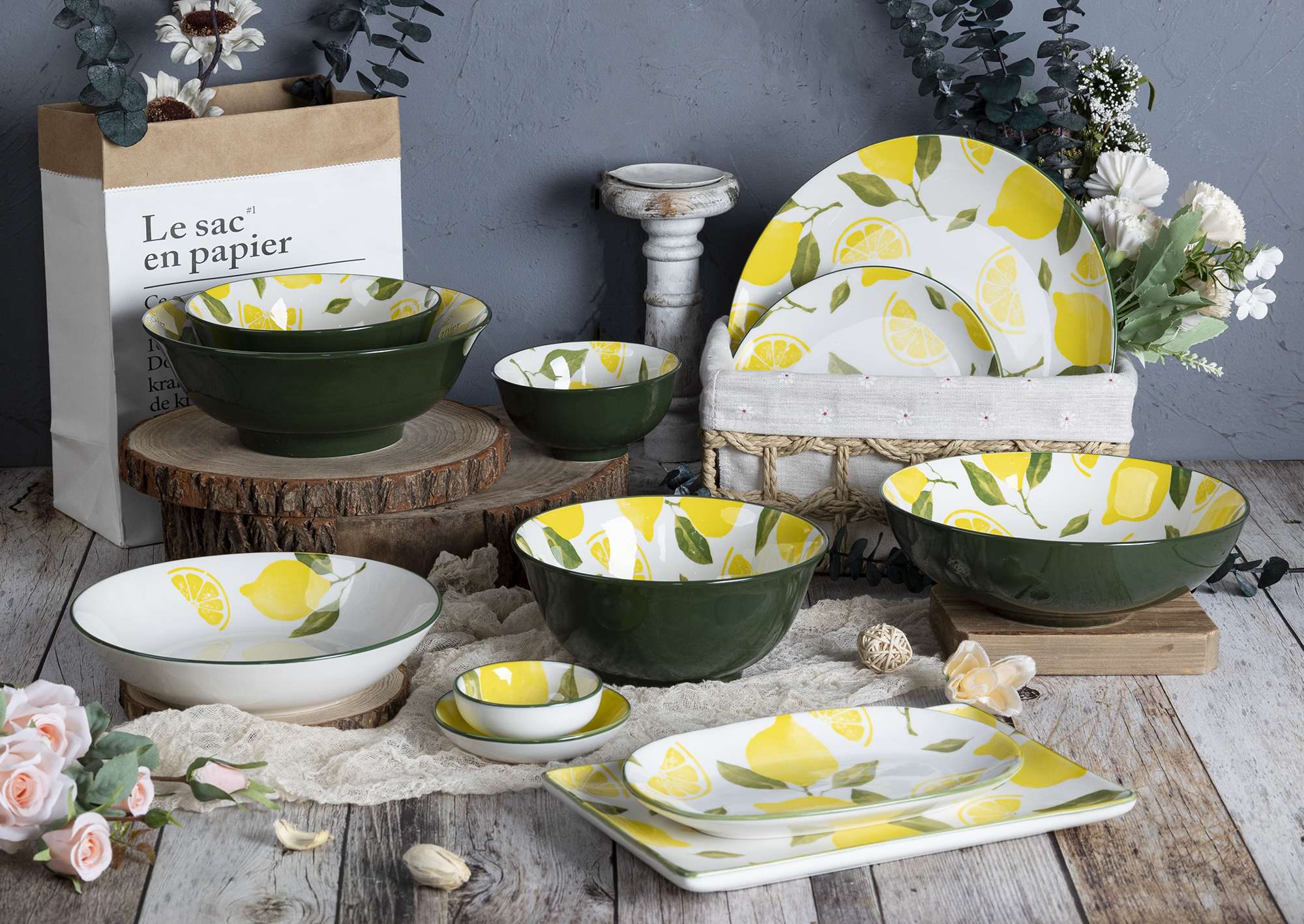 CHANGSHA HAPPY GO Fresh Lemon Patterned White Porcelain Dinnerware Set with Green Exterior and Vibrant Fruit Design |happygodinnerware.com