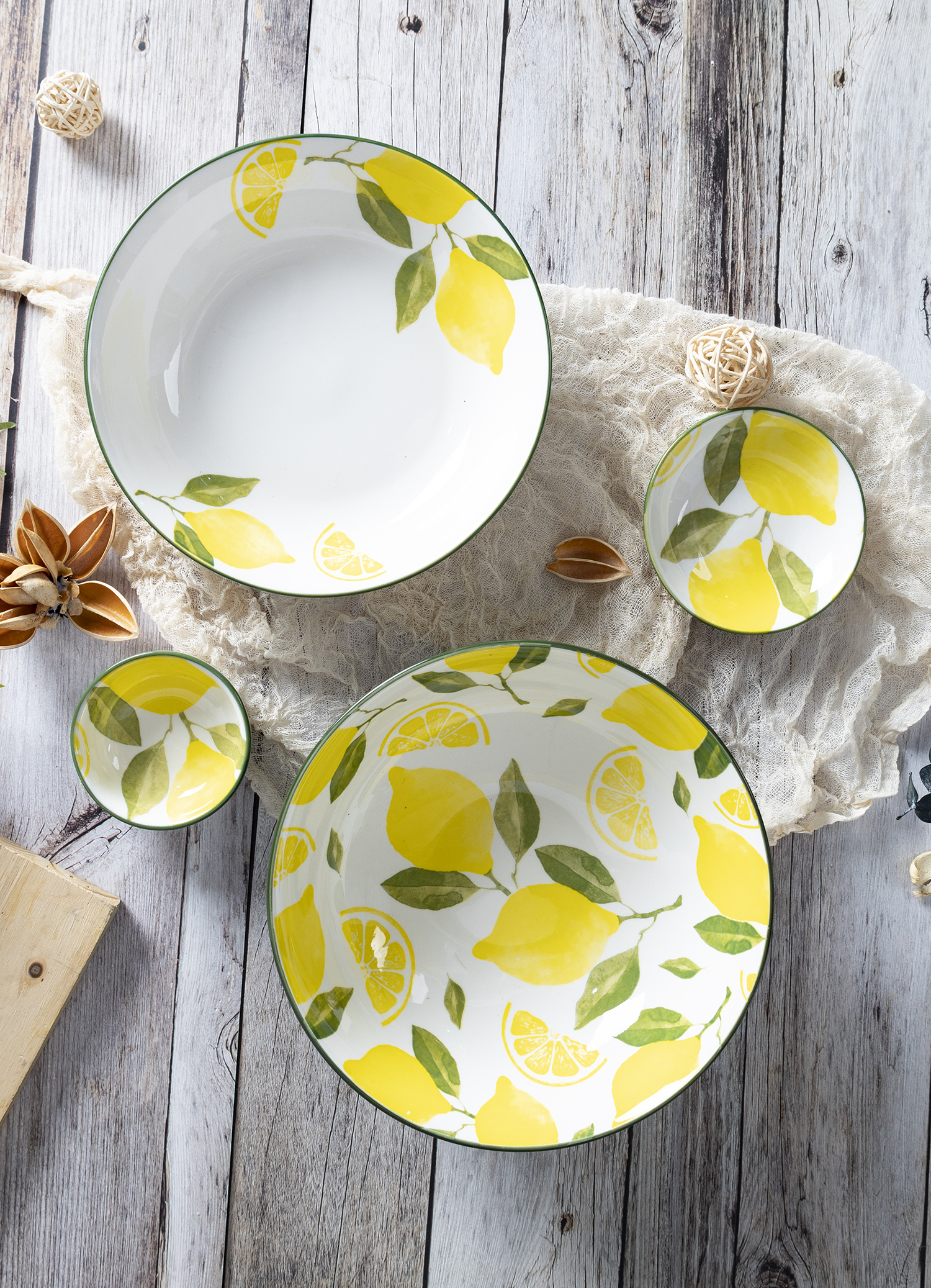 CHANGSHA HAPPY GO Fresh Lemon Patterned White Porcelain Dinnerware Set with Green Exterior and Vibrant Fruit Design |happygodinnerware.com