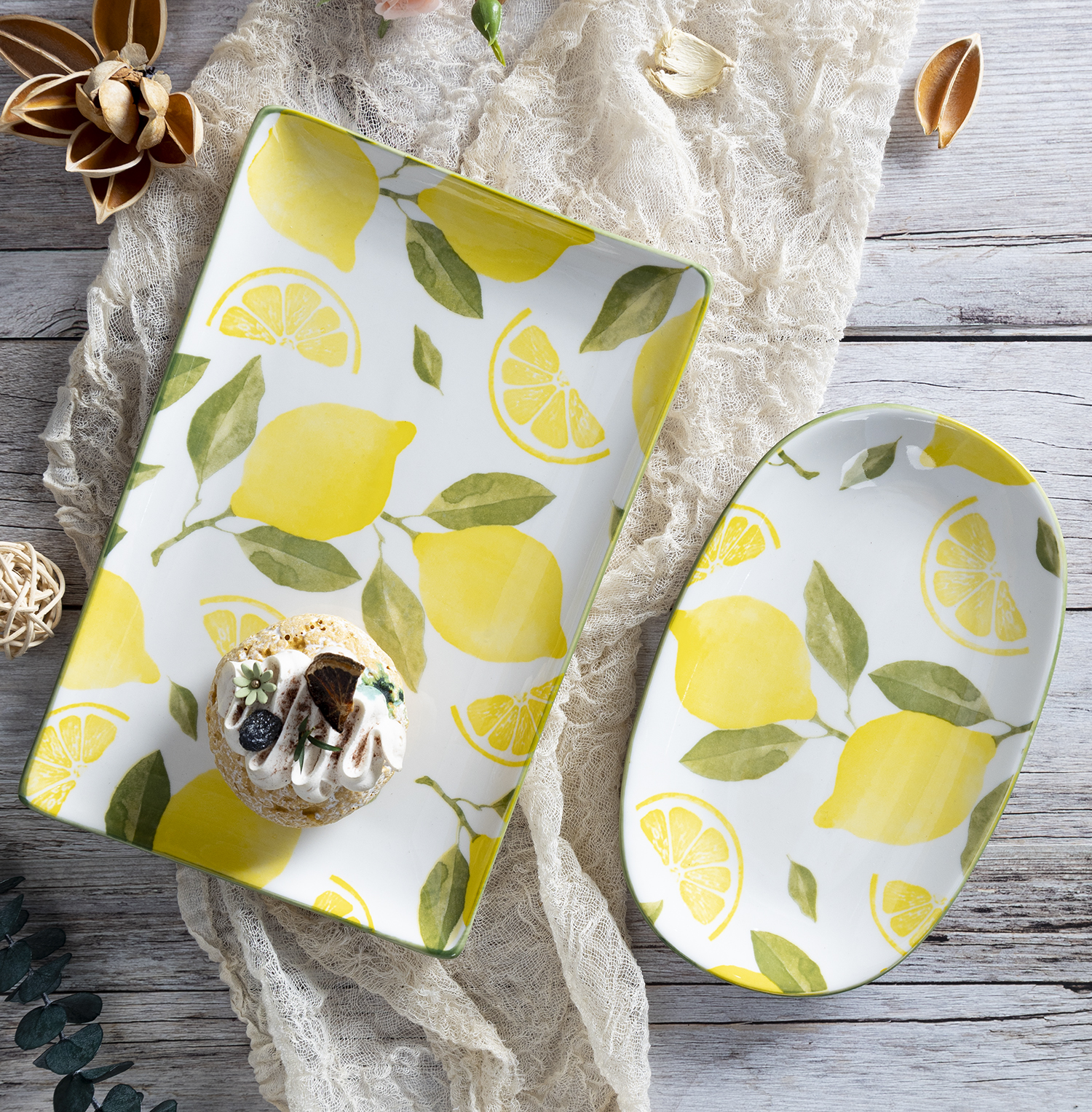 CHANGSHA HAPPY GO Fresh Lemon Patterned White Porcelain Dinnerware Set with Green Exterior and Vibrant Fruit Design |happygodinnerware.com