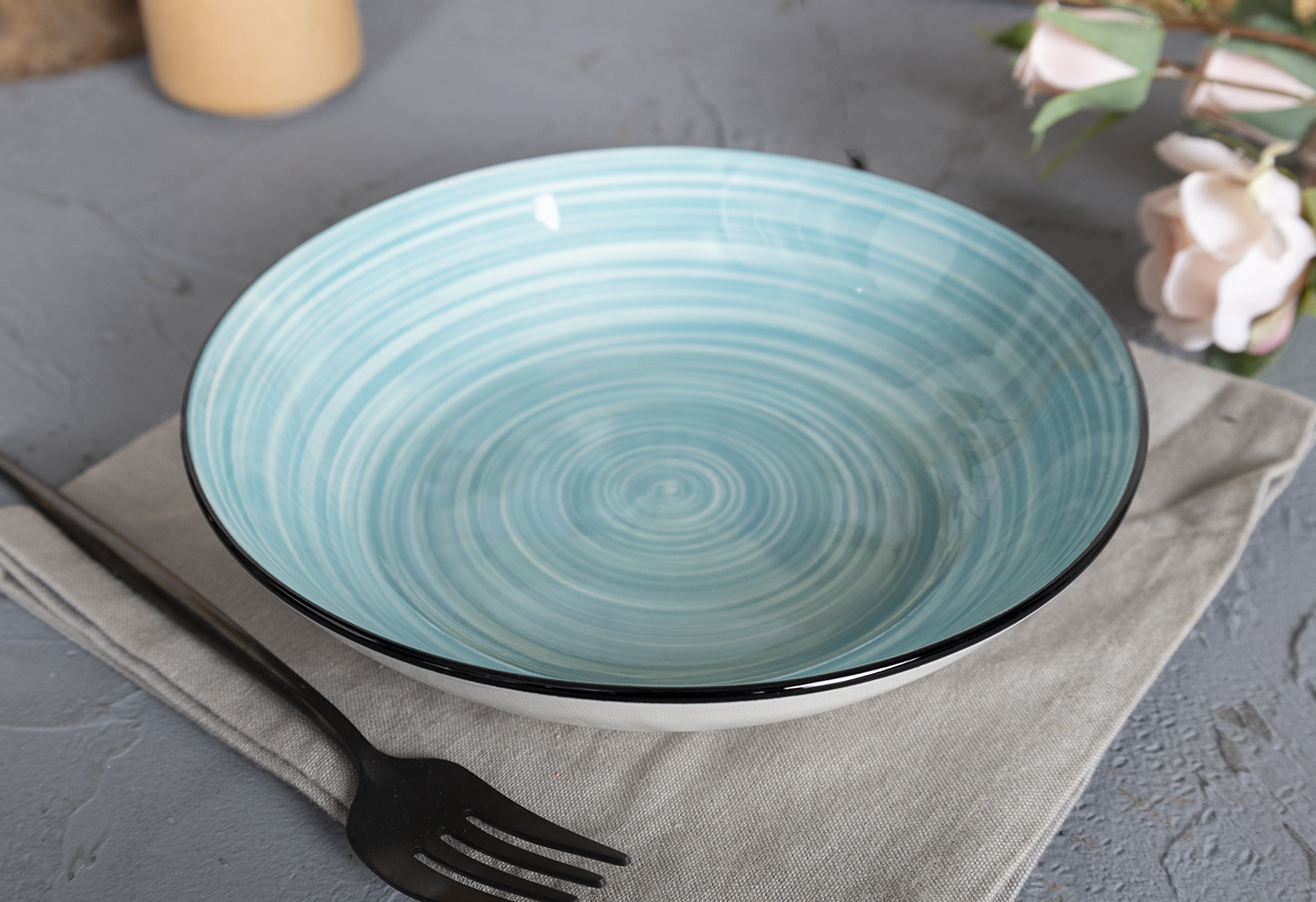 CHANGSHA HAPPY GO White Porcelain Dinnerware Set with Bright Geometric Floral Decal and Mixed Inner Glaze Colors |happygodinnerware.com