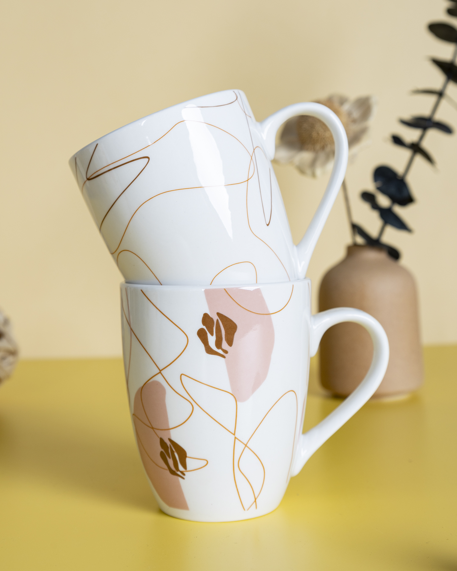 CHANGSHA HAPPY GO Contemporary White Porcelain Decal Dinnerware Set with Minimalist Abstract Face and Line Art Designs |happygodinnerware.com