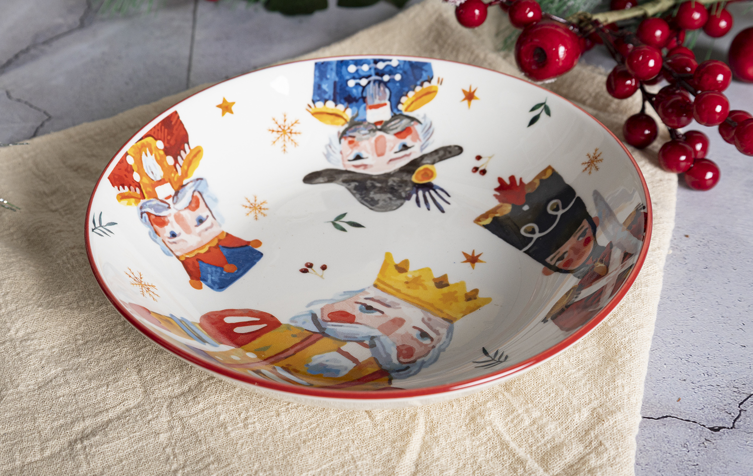 CHANGSHA HAPPY GO White Porcelain Christmas Dinnerware Set with Nutcracker Decal Design – Holiday Themed Plates, Bowls and Mugs |happygodinnerware.com