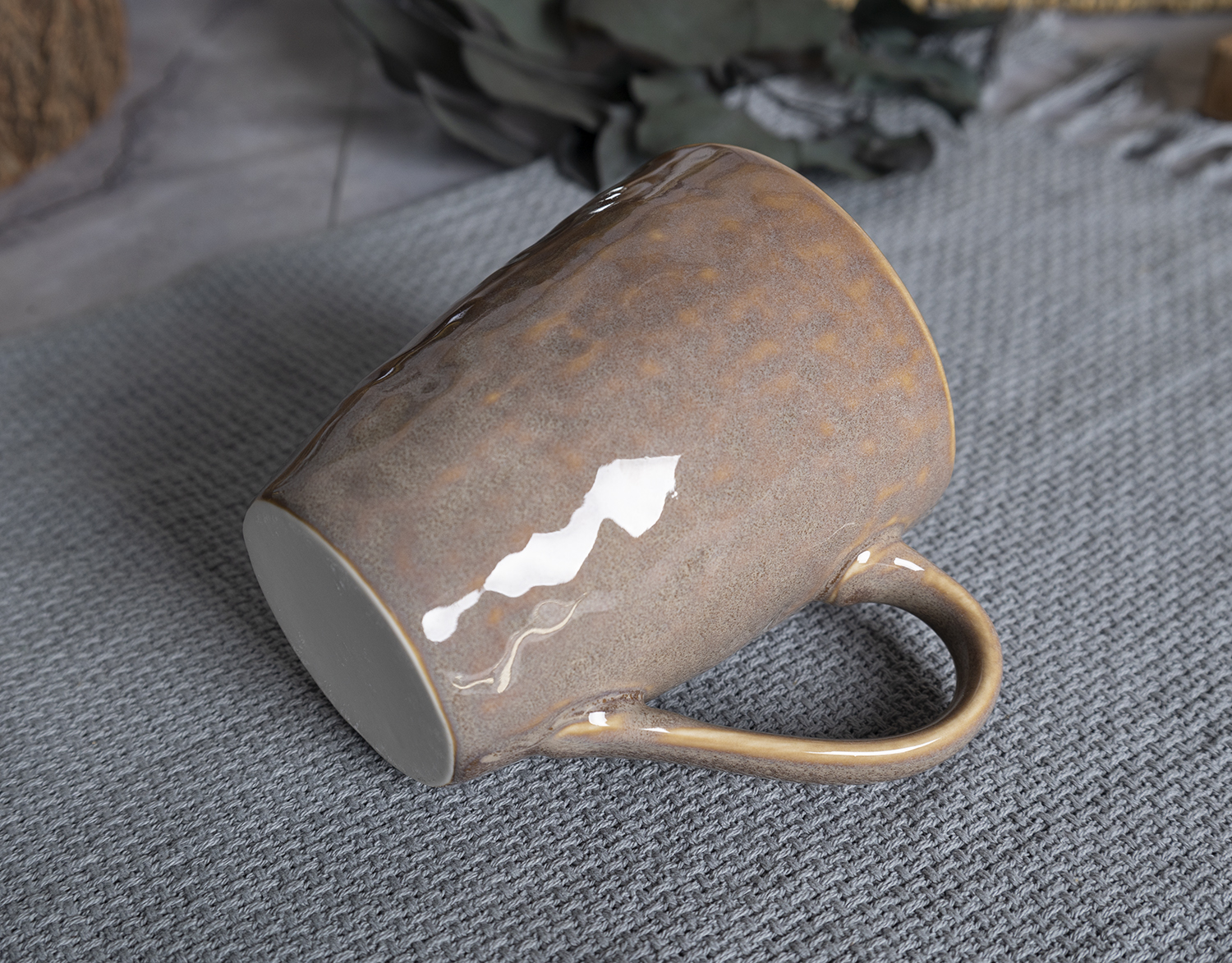 CHANGSHA HAPPY GO Vintage Reactive Glaze Porcelain Dinnerware Set – Rustic Style Ribbed Embossed Dinner Plates and Bowls |happygodinnerware.com