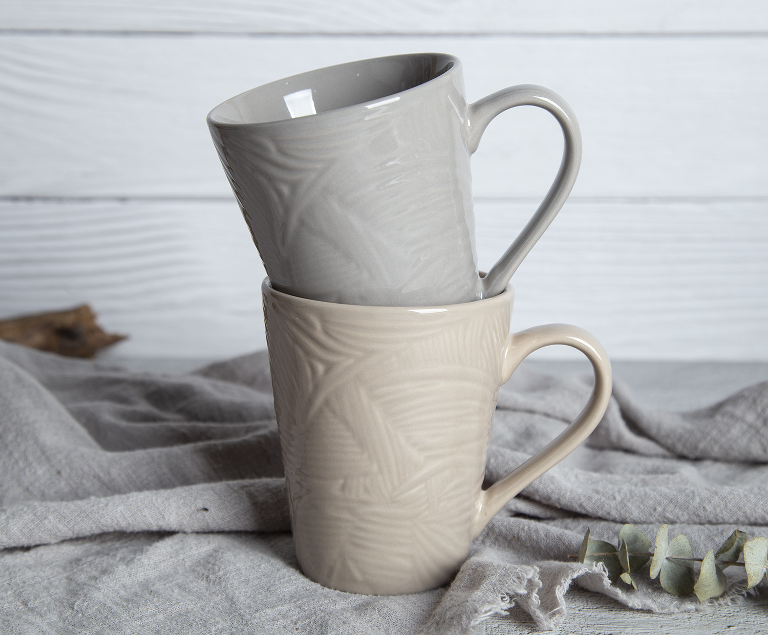 CHANGSHA HAPPY GO Embossed Glaze Porcelain Dinnerware with Pastel Colors |happygodinnerware.com