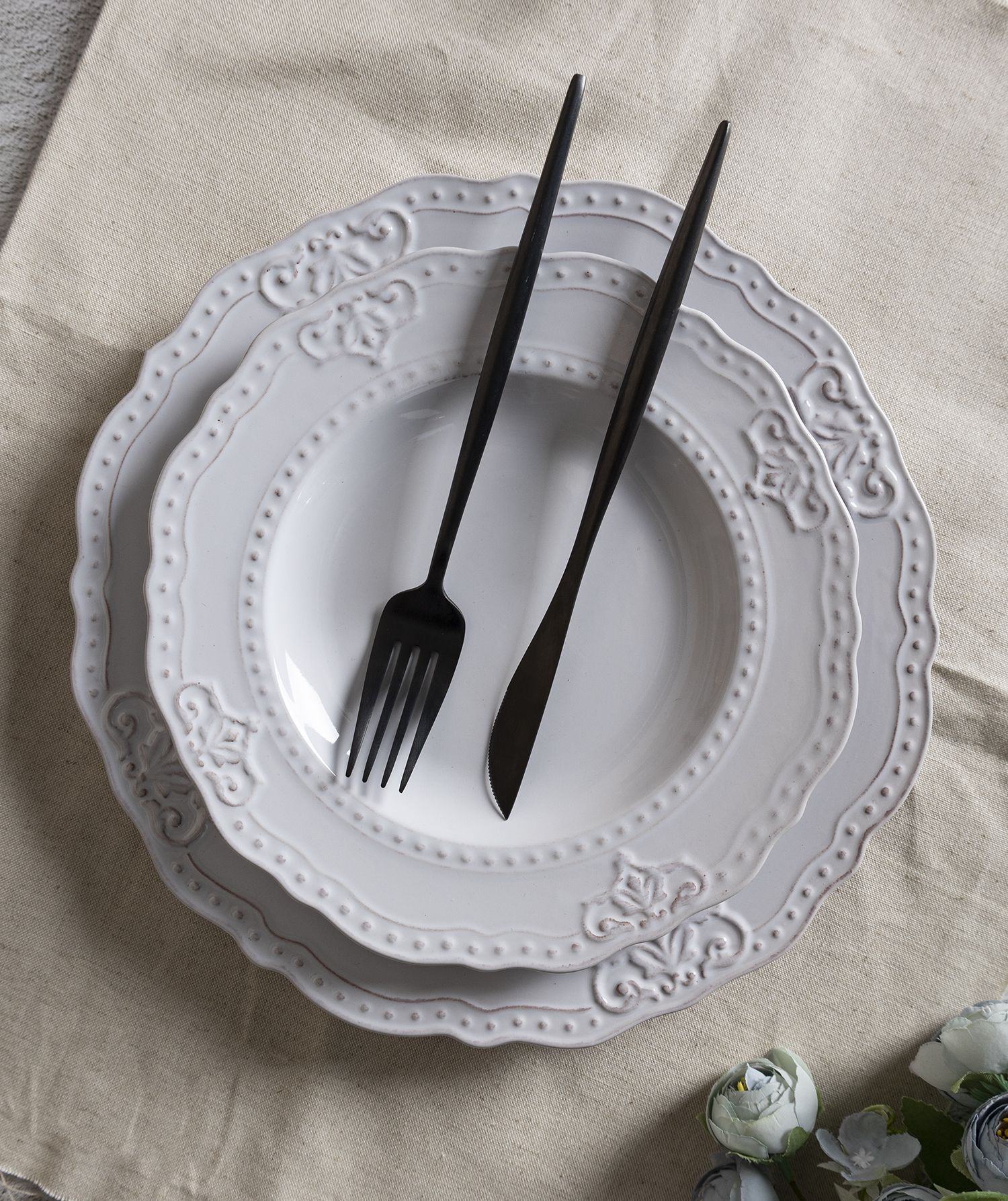 CHANGSHA HAPPY GO Vintage Embossed Stoneware Dinnerware Set with French Baroque Relief Design and Elegant Neutral Glazes  |happygodinnerware.com