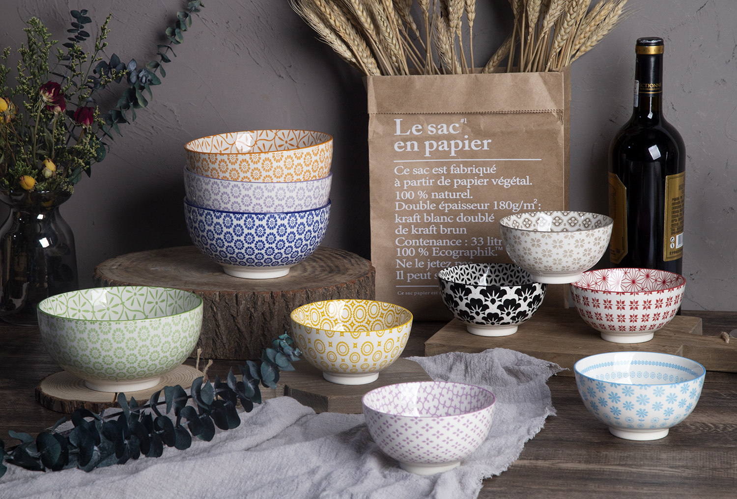 CHANGSHA HAPPY GO Footed Stoneware Bowls with Floral Patterns | happygodinnerware.com