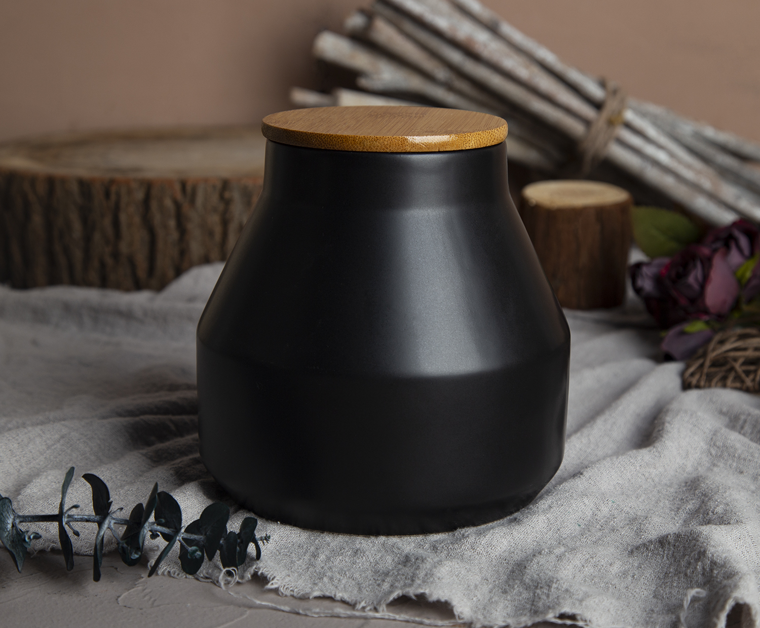 CHANGSHA HAPPY GO Geometric Storage Jars with Bamboo Lids | happygodinnerware.com