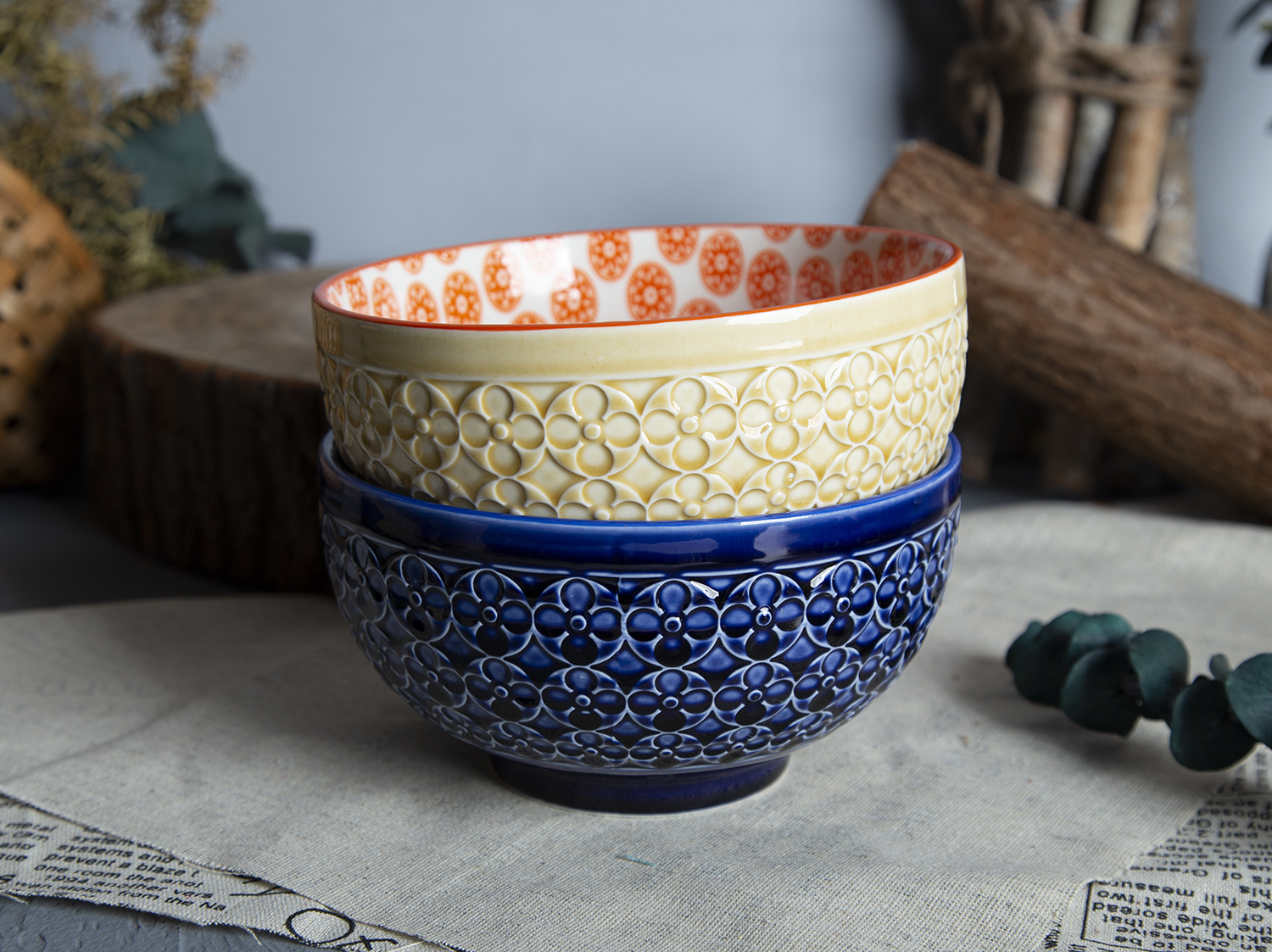 CHANGSHA HAPPY GO Circle Flower Embossed Stoneware Bowls with Floral Print | happygodinnerware.com