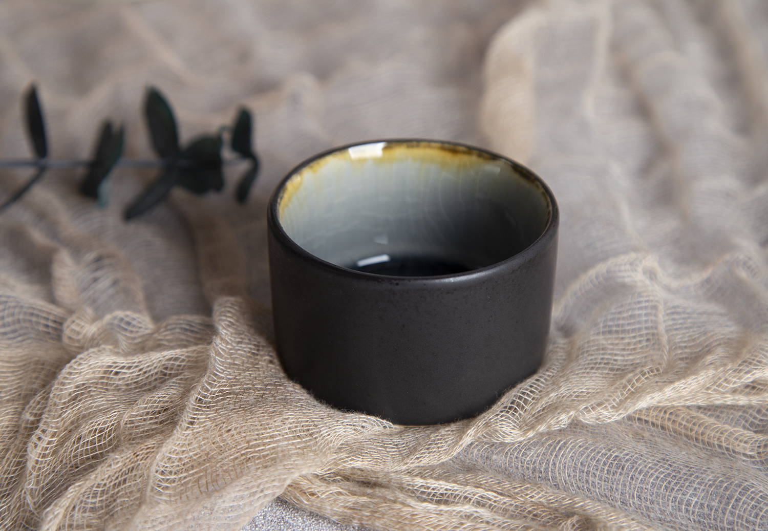 CHANGSHA HAPPY GO Embossed Pattern Crackle Glaze Stoneware | happygodinnerware.com