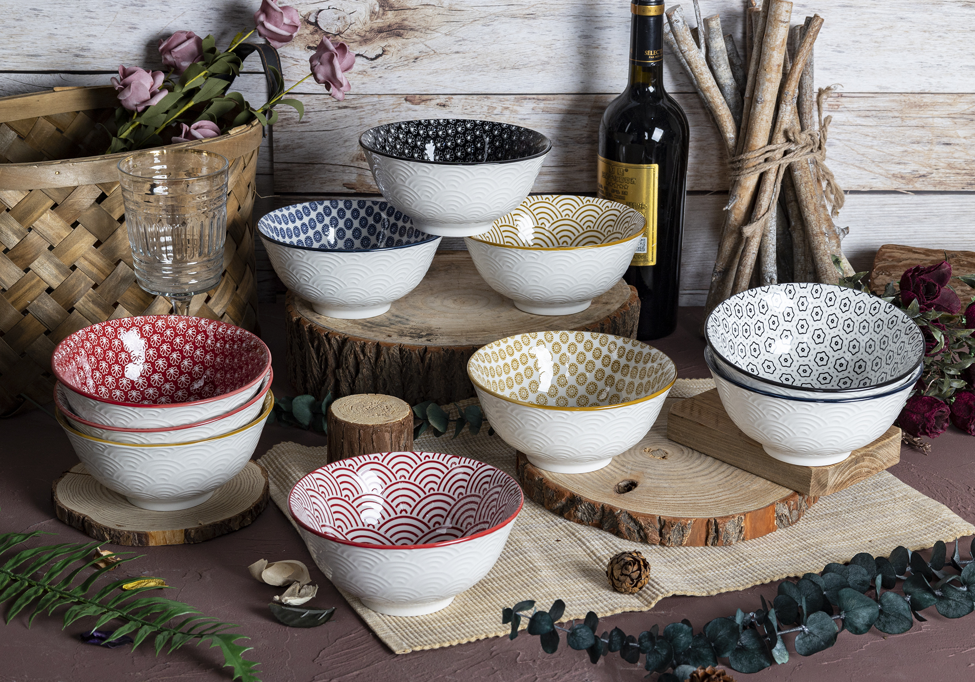CHANGSHA HAPPY GO  Textured White Porcelain Bowl Set with Colorful Interior Prints and Wave Surface Design  |happygodinnerware.com