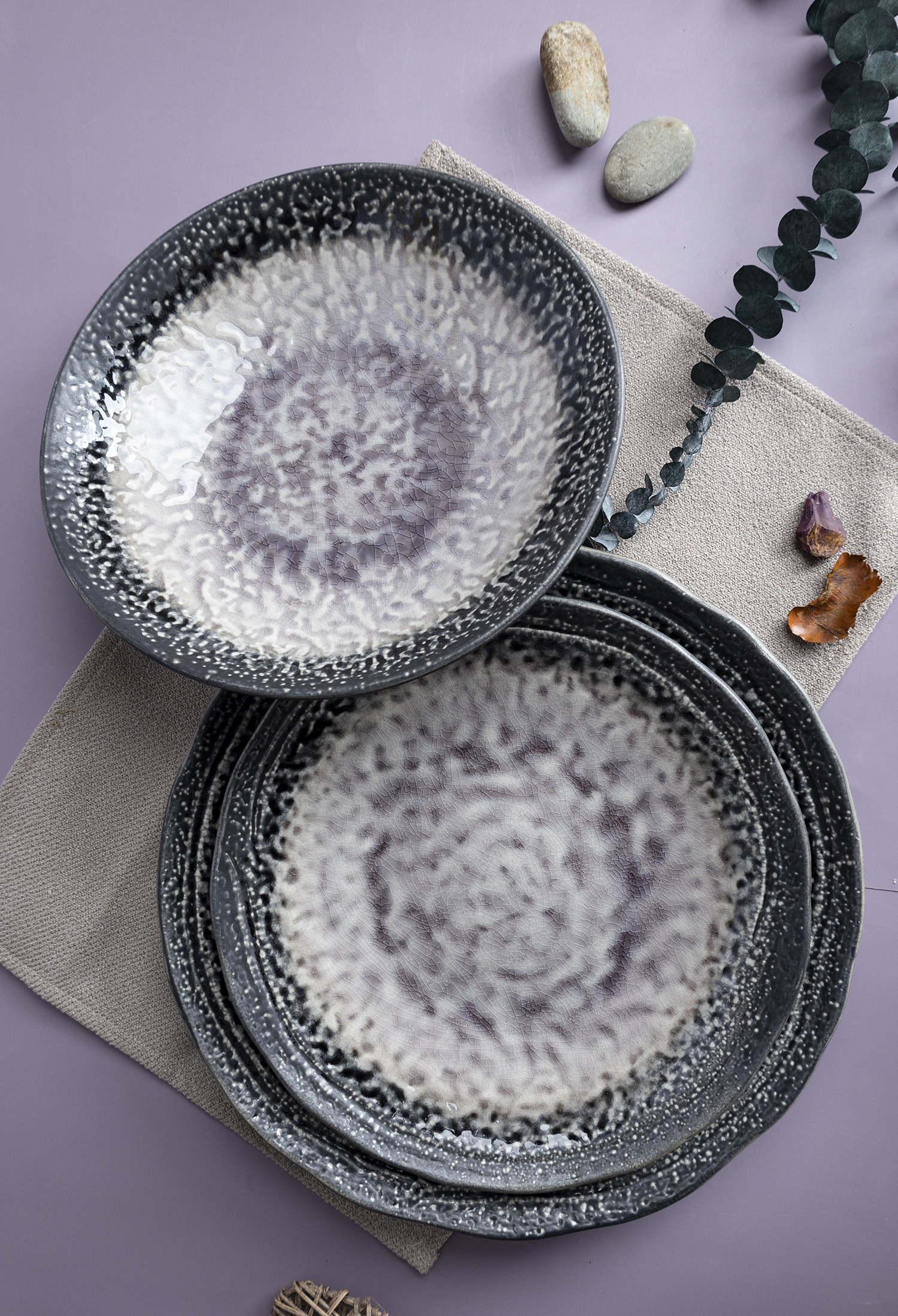 CHANGSHA HAPPY GO  Handcrafted Reactive Glaze Stoneware Dinnerware Set in Elegant Violet Crystal Pattern |Dopamine Series Ceramics  |happygodinnerware.com