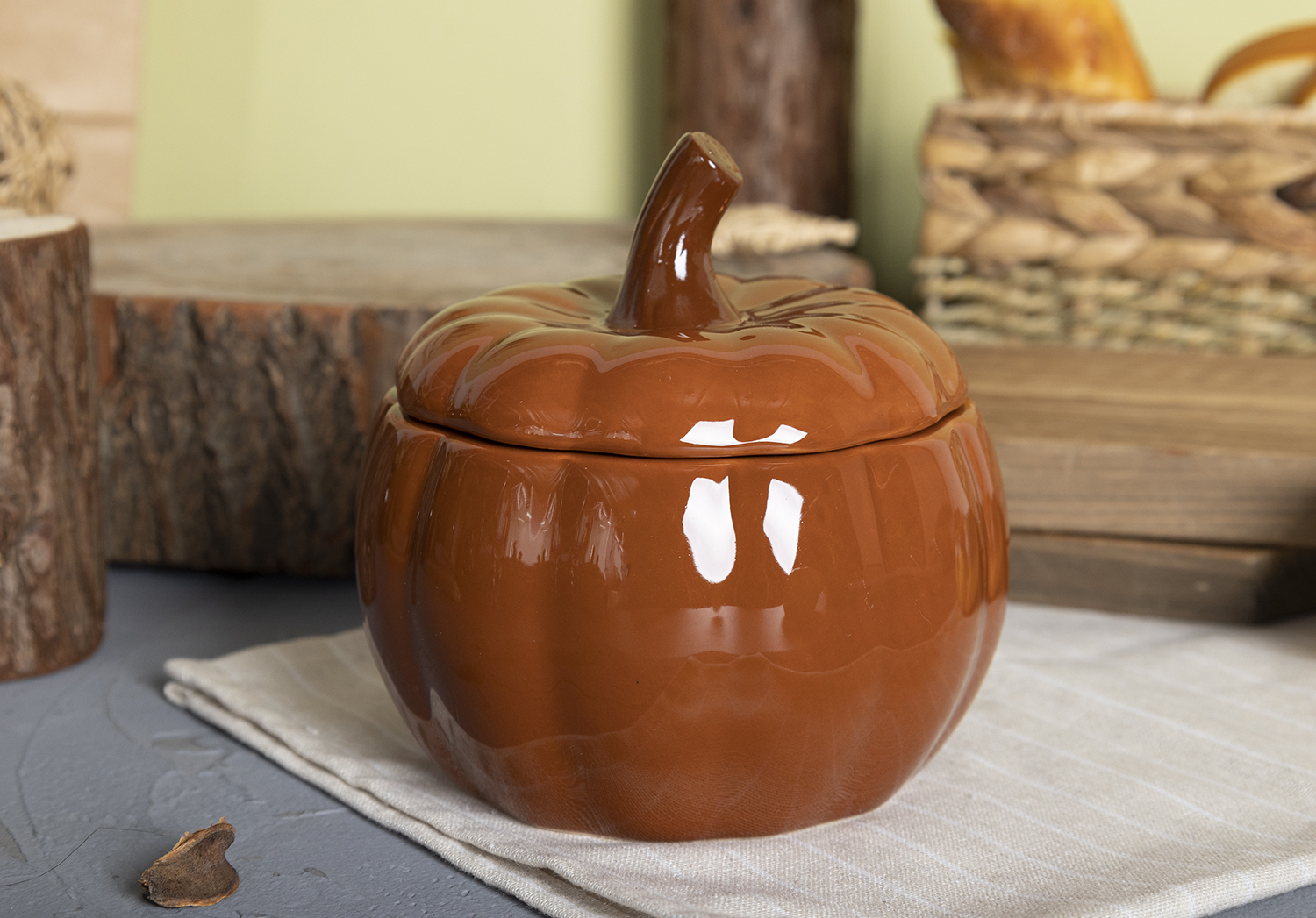 CHANGSHA HAPPY GO Colorful Glazed Embossed Ceramic Pumpkin Jar Collection – Autumn Candy Dish Set in Green, Brown, Orange and Cream |happygodinnerware.com