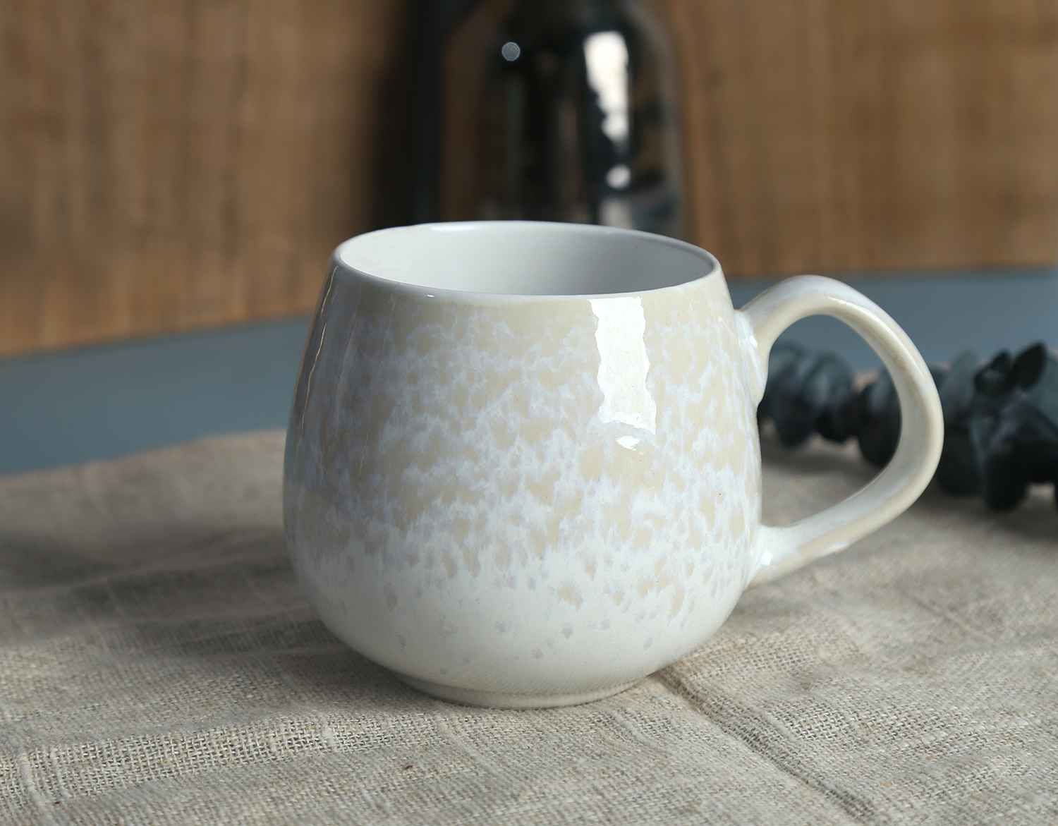CHANGSHA HAPPY GO Sculptural Reactive Glaze Stoneware Dinner Set |happygodinnerware.com