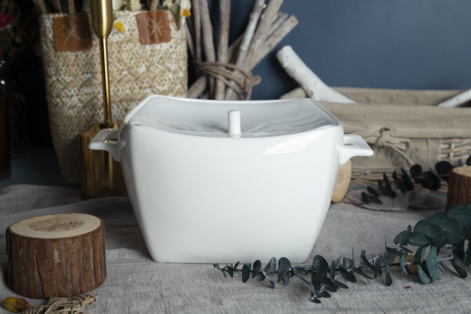 ​CHANGSHA HAPPY GO Creative Shape Bone China Coffee Cup and Saucer Set |happygodinnerware.com