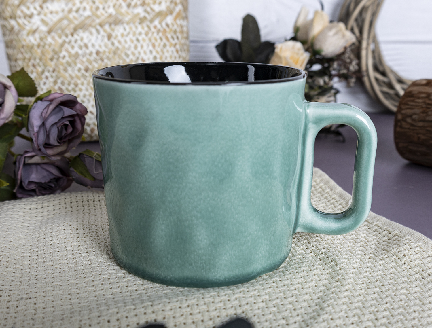 CHANGSHA HAPPY GO  Embossed Straight-Side Fine Bone China Mug with Reactive Glaze in Rich Earth Tones for Stylish Beverage Service |Dopamine Series Ceramics  |happygodinnerware.com