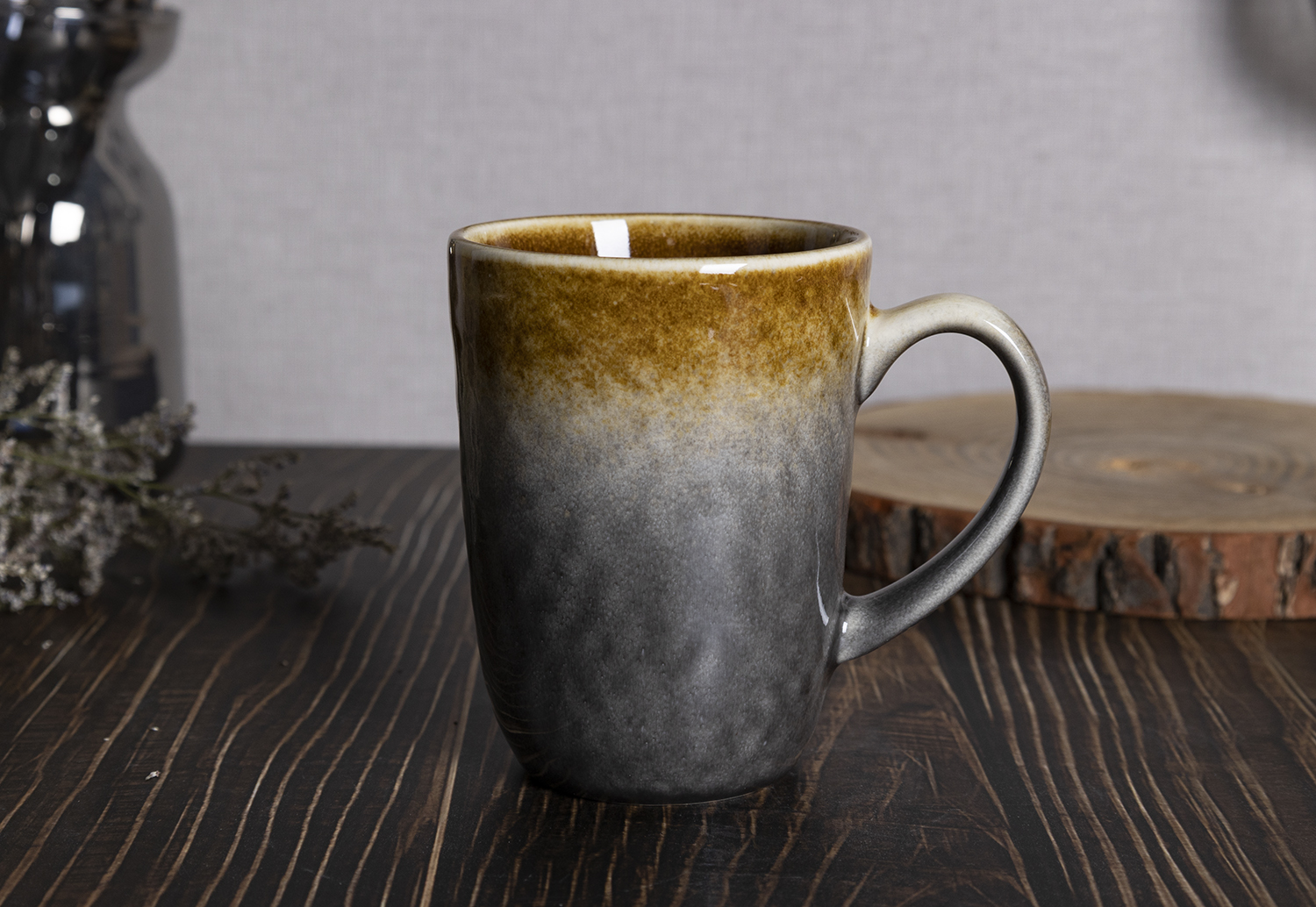 CHANGSHA HAPPY GO Vintage Reactive Glaze Stoneware Dinnerware Set in Amber and Moss Green|happygodinnerware.com