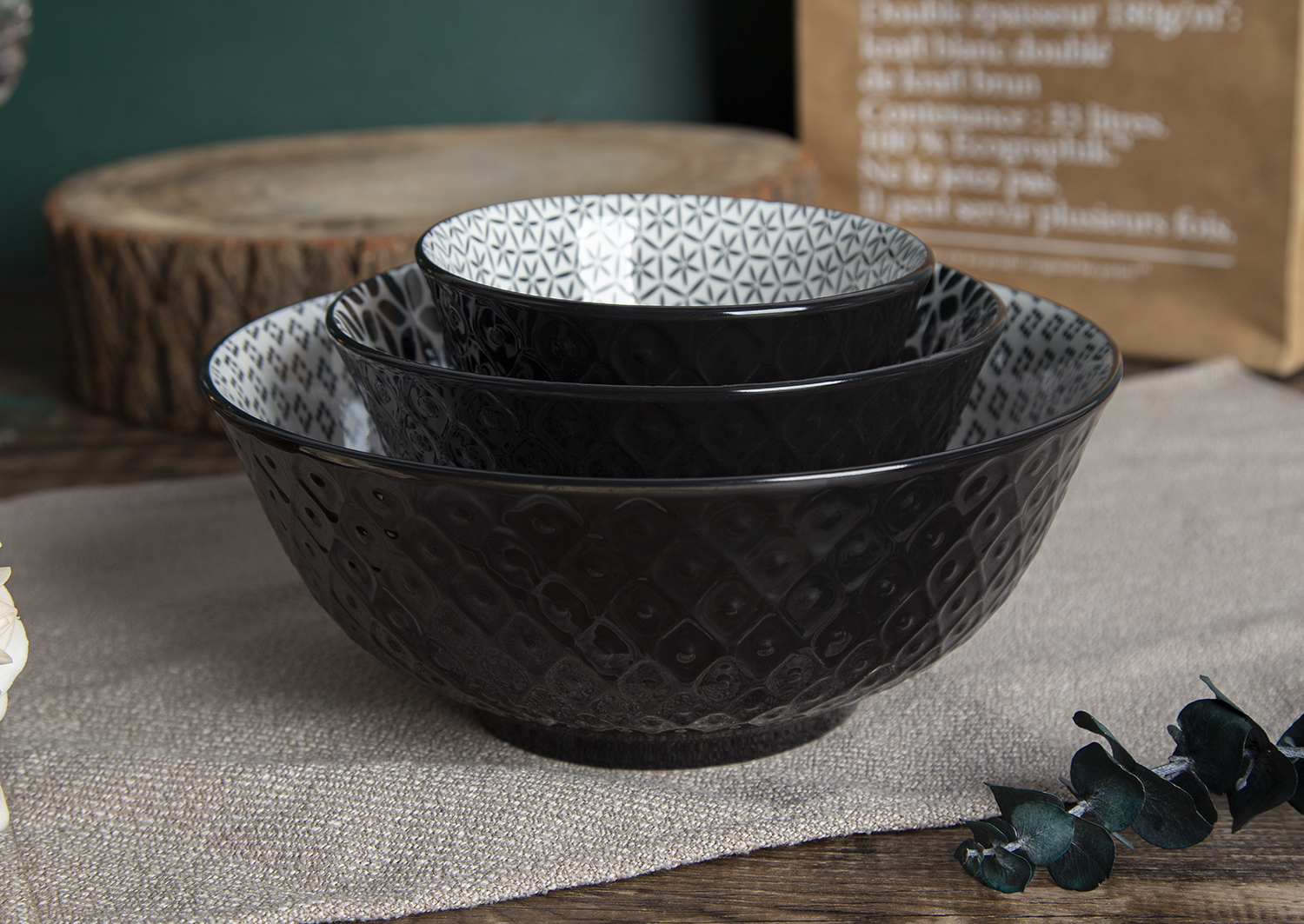 CHANGSHA HAPPY GO Midnight Mosaic Embossed & Decal White Porcelain |happygodinnerware.com