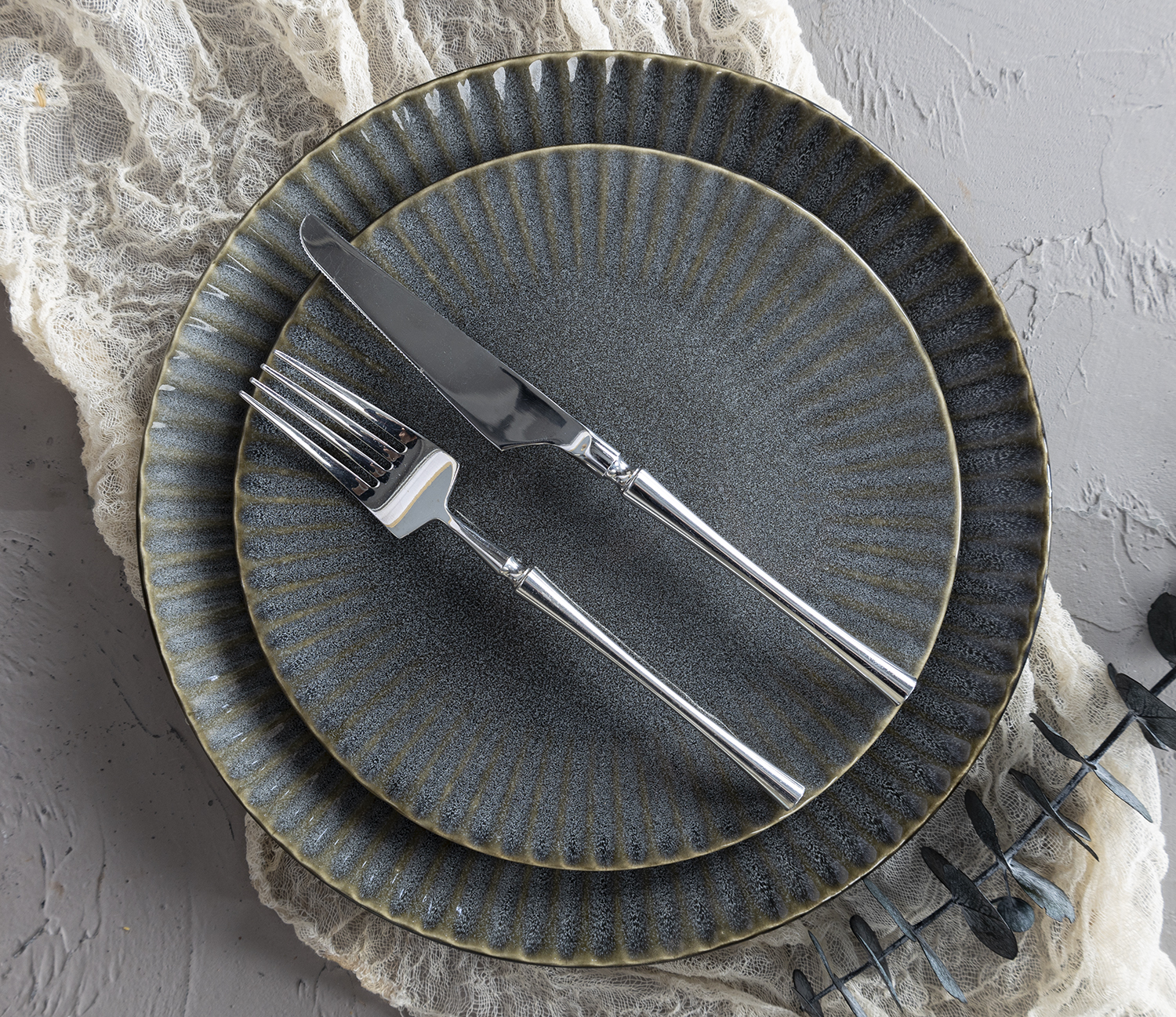 CHANGSHA HAPPY GO  Handcrafted Style Thick Embossed Reactive Glaze Stoneware Mug and Tea Set for Rustic Dining  |happygodinnerware.com