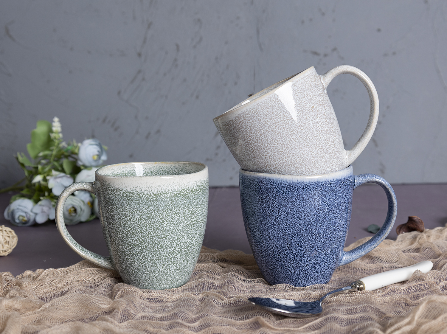 CHANGSHA HAPPY GO  Tri-Color Mixed Reactive Glaze Stoneware Dinner Set for Contemporary Dining  |happygodinnerware.com