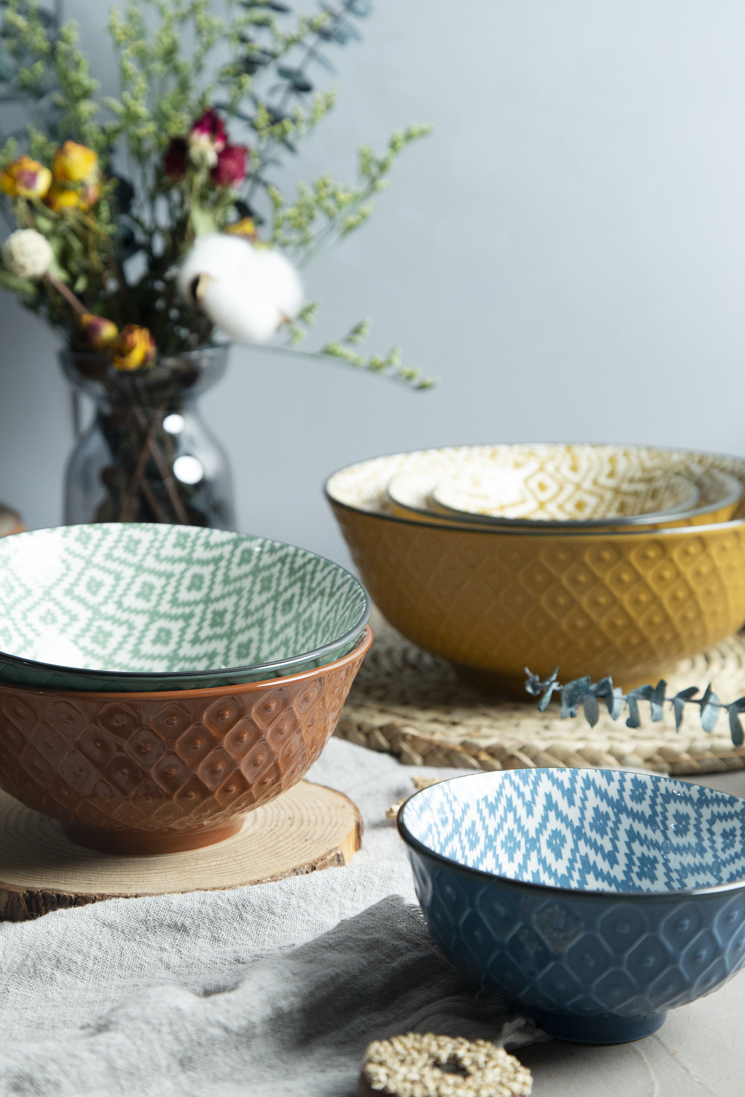 CHANGSHA HAPPY GO Ceramic Pineapple Embossed Bowls in Colorful Glazes | happygodinnerware.com