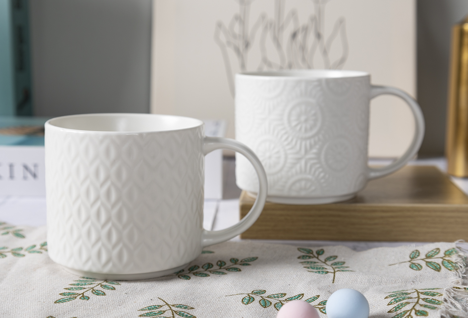 CHANGSHA HAPPY GO Matte Black and White Reactive Glaze New Bone China with Embossed Craft Mug Set | happygodinnerware.com