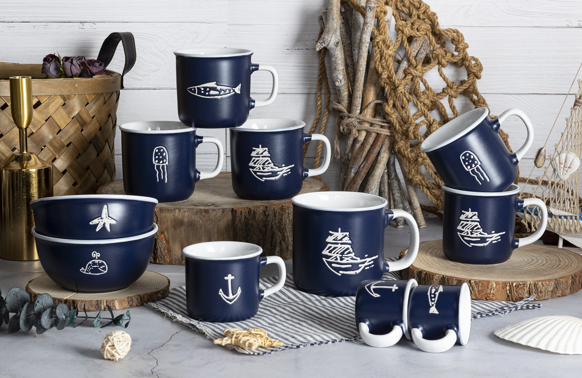 CHANGSHA HAPPY GO  Marine-Themed Matte Glazed Stoneware Set – 16-Piece Nautical Print Mugs and Bowls in Deep Blue |happygodinnerware.com