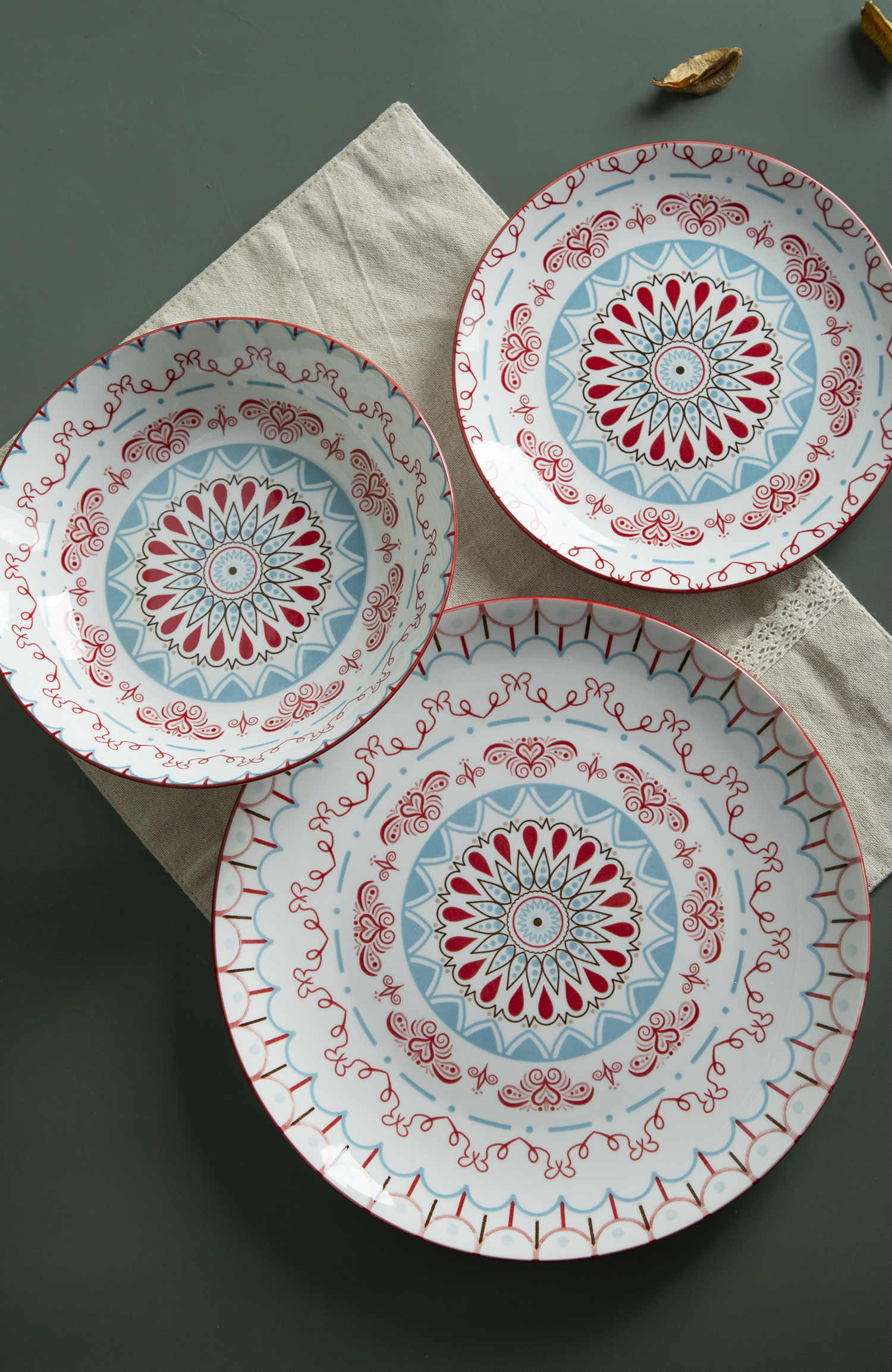 CHANGSHA HAPPY GO Nomad Lines – Printed White Porcelain Dinnerware Set | happygodinnerware.com
