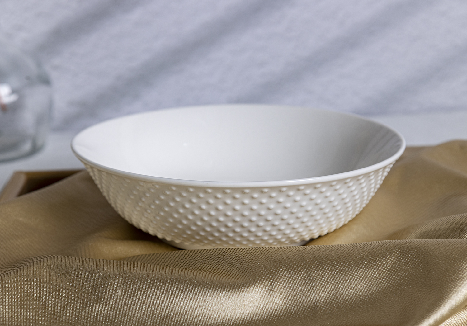 CHANGSHA HAPPY GO New Bone China Collection with Polka-Dot Embossed Design | happygodinnerware.com