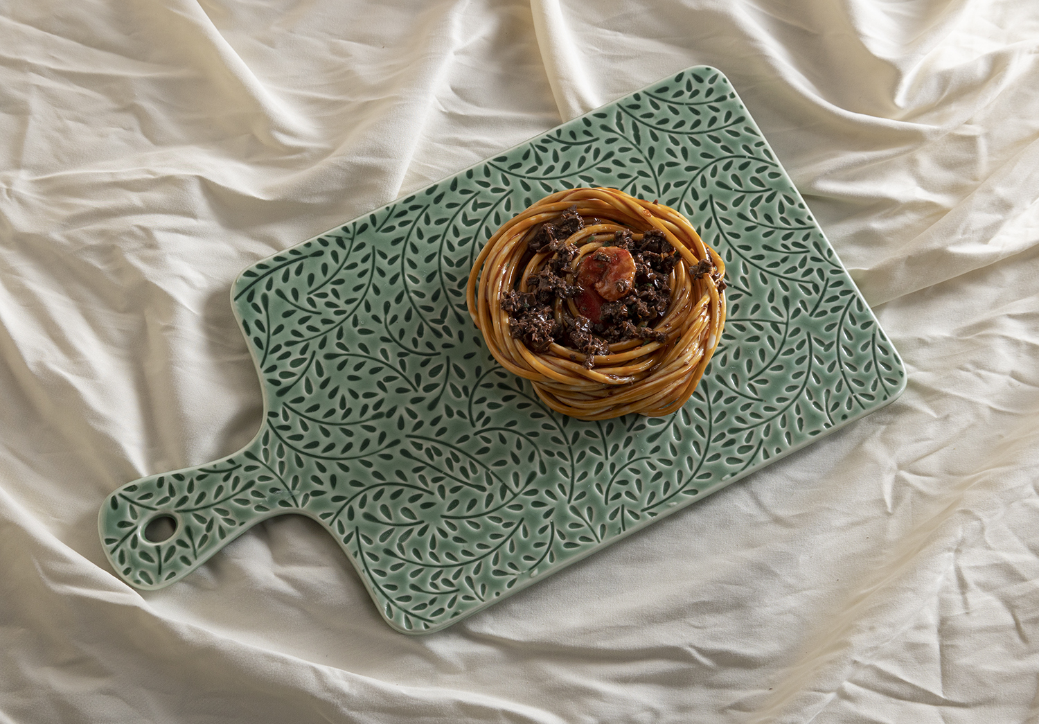 CHANGSHA HAPPY GO Rustic Botanical Leaf Embossed Stoneware Dinnerware Set with Floral and Cabbage Pattern Bowls and Plates |happygodinnerware.com