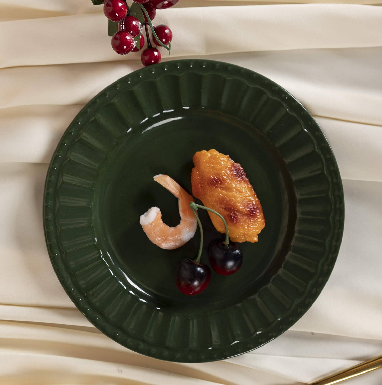 CHANGSHA HAPPY GO  Dark Green Embossed Stoneware British Afternoon Tea and Dinnerware Set with Elegant Glaze  |happygodinnerware.com