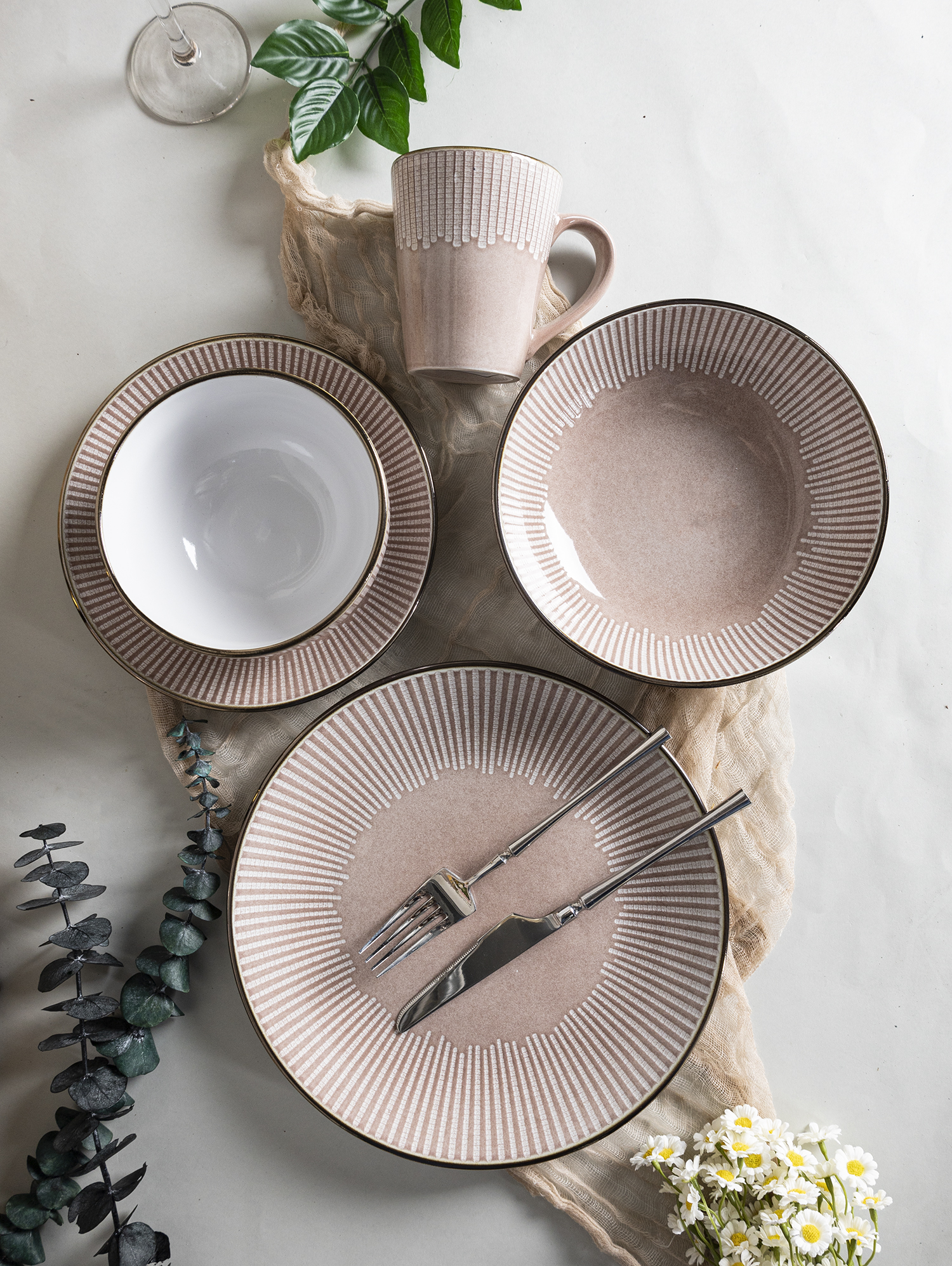 CHANGSHA HAPPY GO  Modern Striped Stoneware Dinnerware Set with Subtle Reactive Glaze and Embossed Print for Everyday Elegant Dining |Dopamine Series Ceramics|happygodinnerware.com