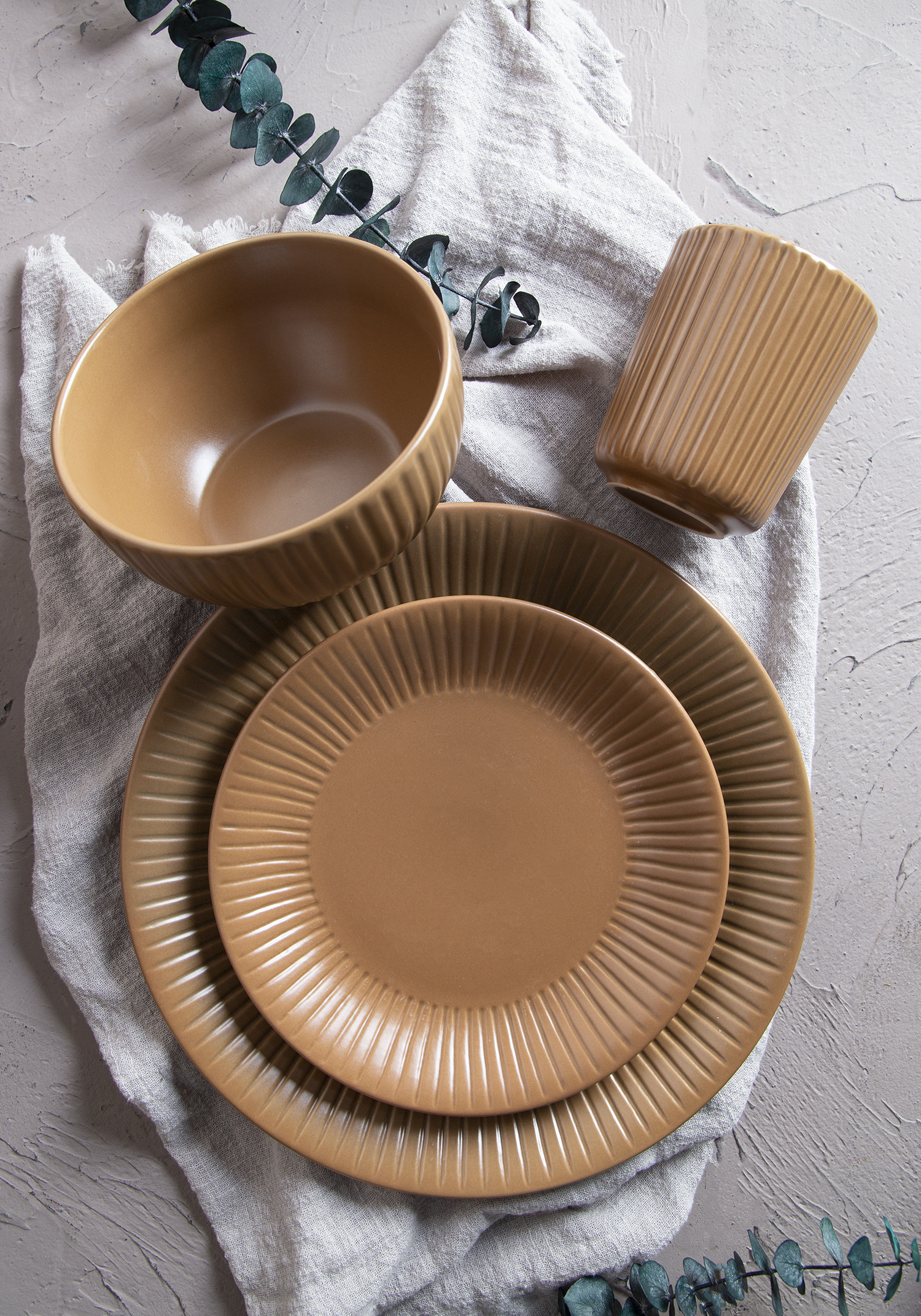 CHANGSHA HAPPY GO Color Glaze Ceramic Tableware with Unique Color Combinations |Dopamine Series Ceramics|happygodinnerware.com
