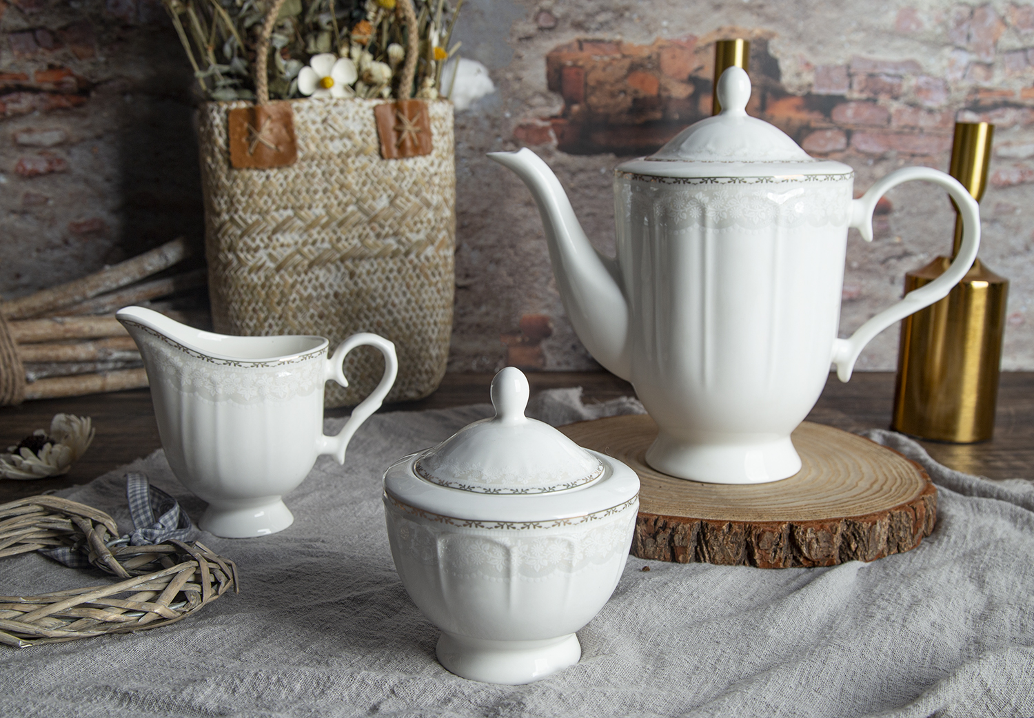 CHANGSHA HAPPY GO Floral Decal and Embossed New Bone China Dinnerware | happygodinnerware.com