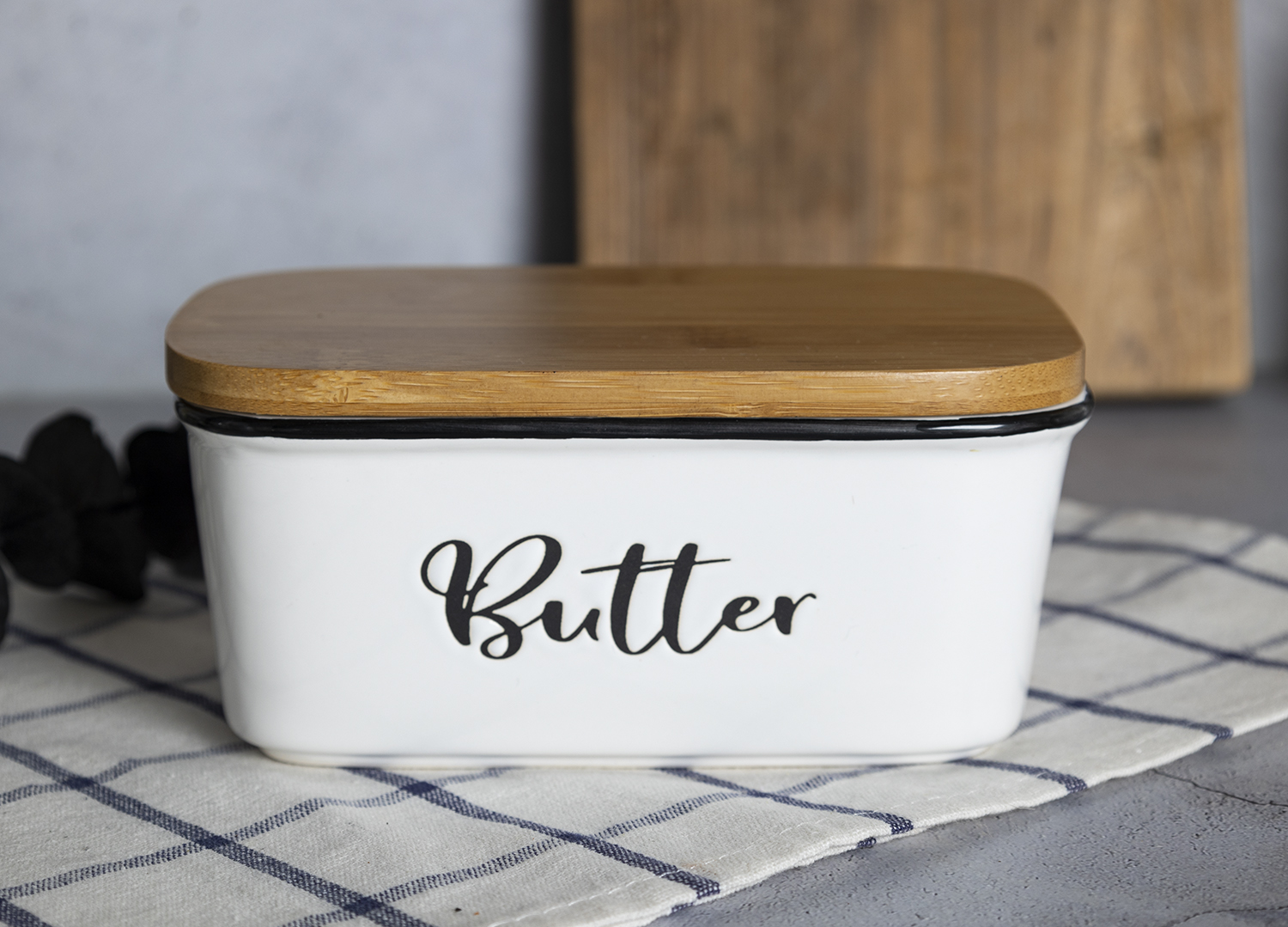CHANGSHA HAPPY GO Vintage Style White Ceramic Kitchen Storage Set with Script Silkscreen Font – Coffee, Sugar, Tea, Butter Dish, Soap Dispenser and More |happygodinnerware.com