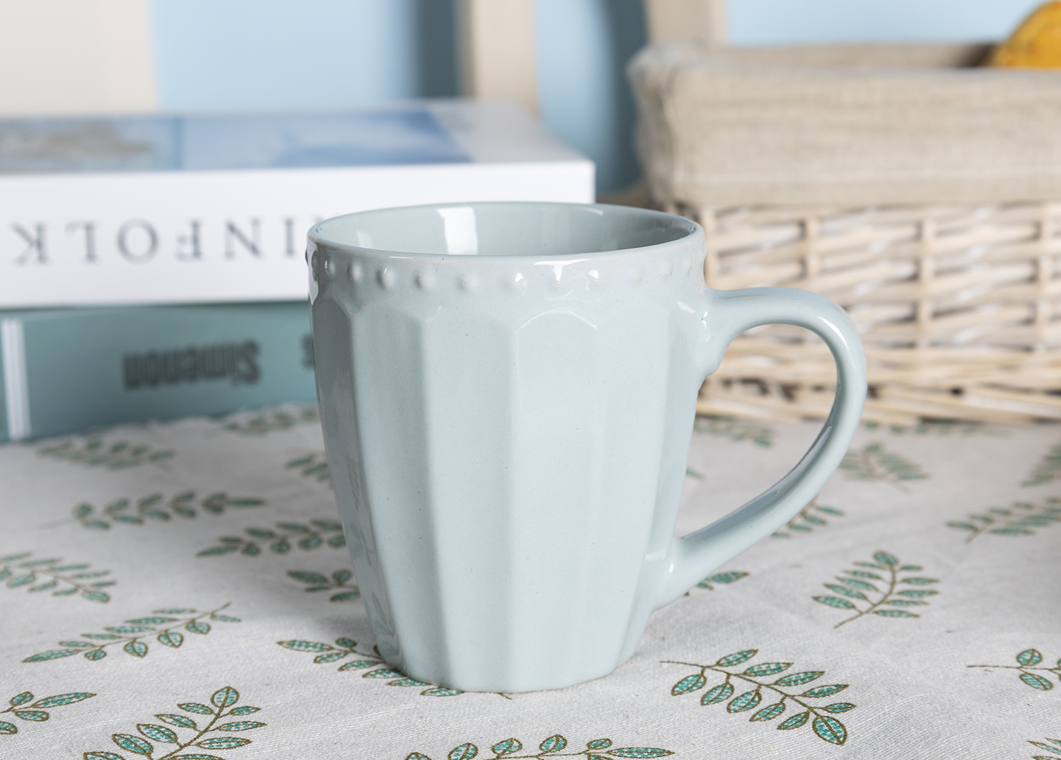 CHANGSHA HAPPY GO  Blue Embossed Stoneware British Afternoon Tea and Dinnerware Set with Fresh Color Palette  |happygodinnerware.com