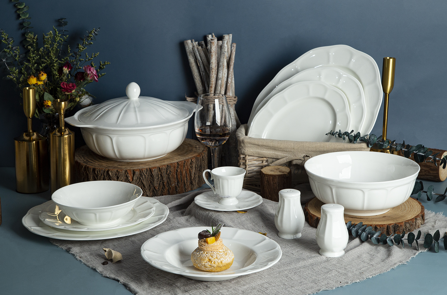 ​CHANGSHA HAPPY GO Elegant Embossed Bone China Tea Cup and Saucer Set |happygodinnerware.com