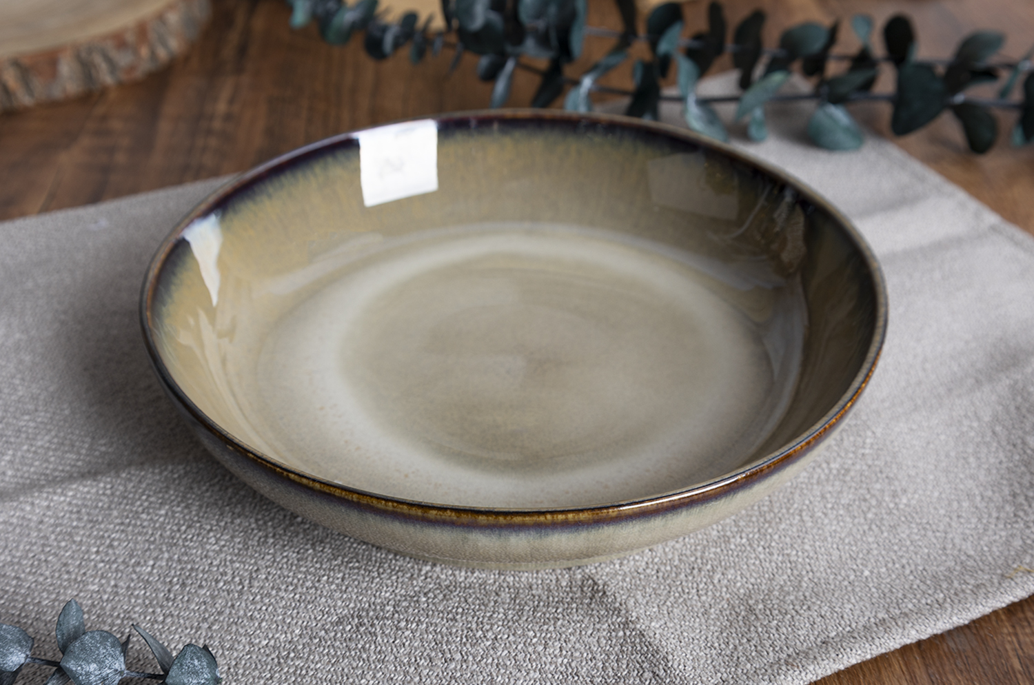 CHANGSHA HAPPY GO Reactive Glaze Stoneware with Elegant Pink Tone | happygodinnerware.com