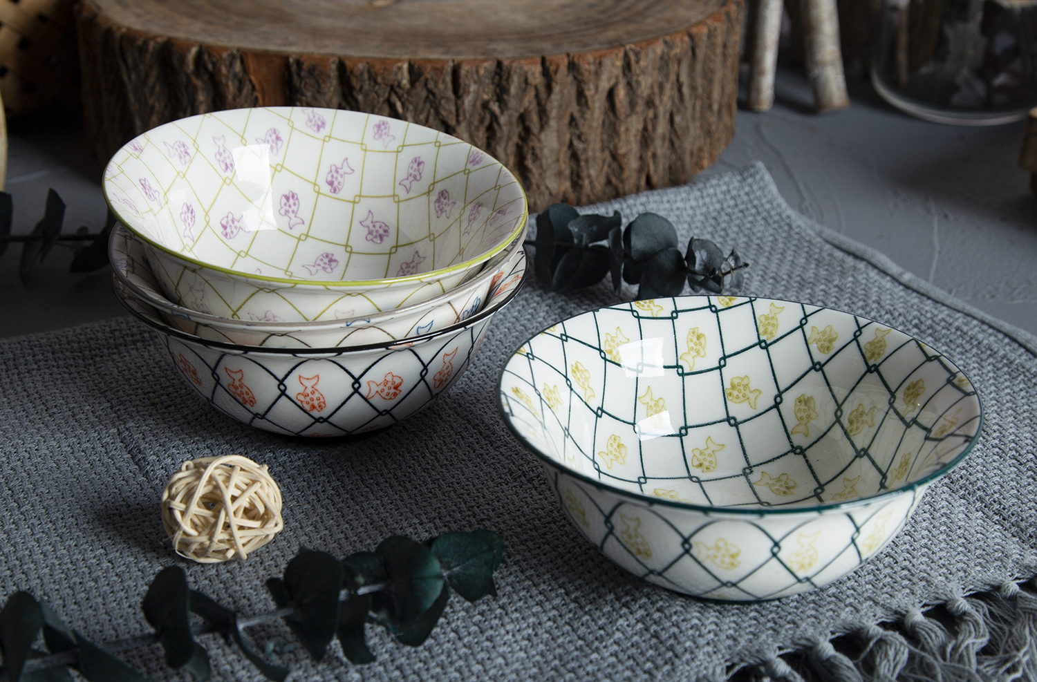 CHANGSHA HAPPY GO Grid Patterned Stoneware Bowls with Color Glaze | happygodinnerware.com