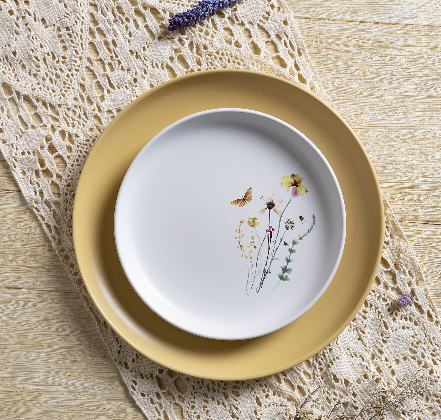 CHANGSHA HAPPY GO Stoneware Colored Glaze Dinnerware Set with Floral Decal and Pastel Tones – Complete Set |happygodinnerware.com