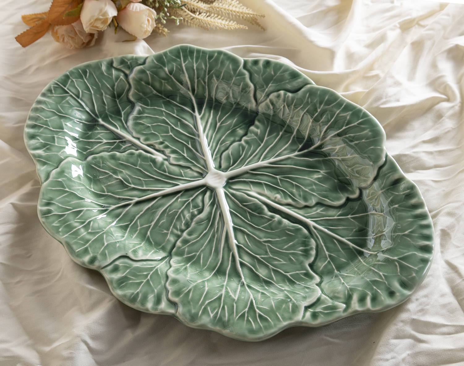 CHANGSHA HAPPY GO Rustic Botanical Leaf Embossed Stoneware Dinnerware Set with Floral and Cabbage Pattern Bowls and Plates |happygodinnerware.com