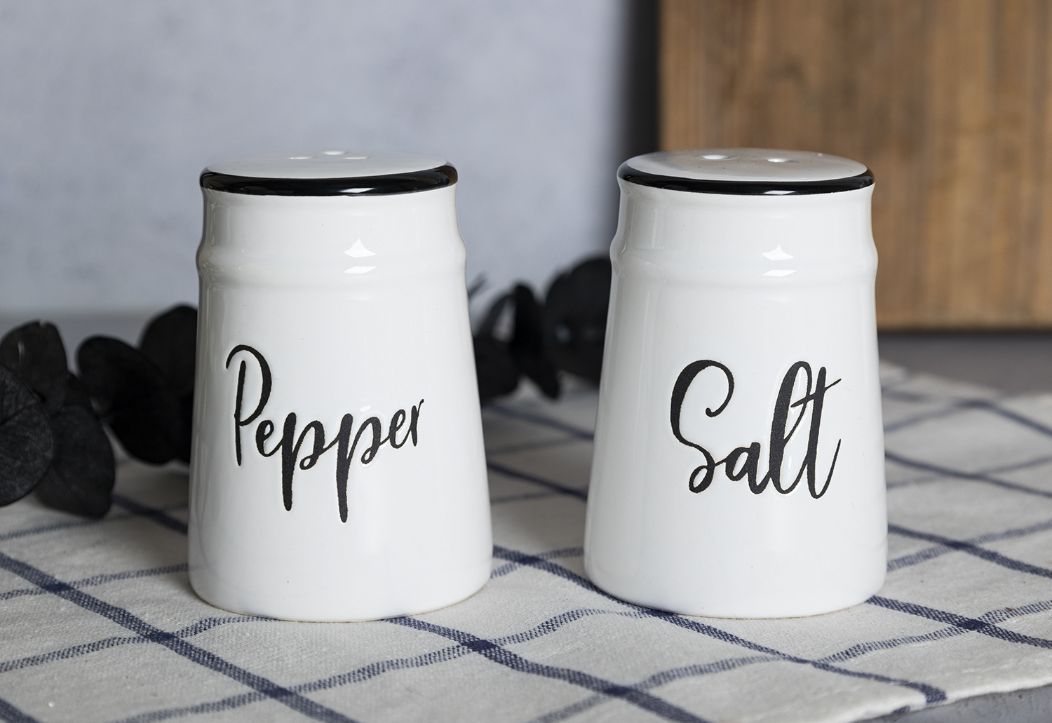 CHANGSHA HAPPY GO Vintage Style White Ceramic Kitchen Storage Set with Script Silkscreen Font – Coffee, Sugar, Tea, Butter Dish, Soap Dispenser and More |happygodinnerware.com