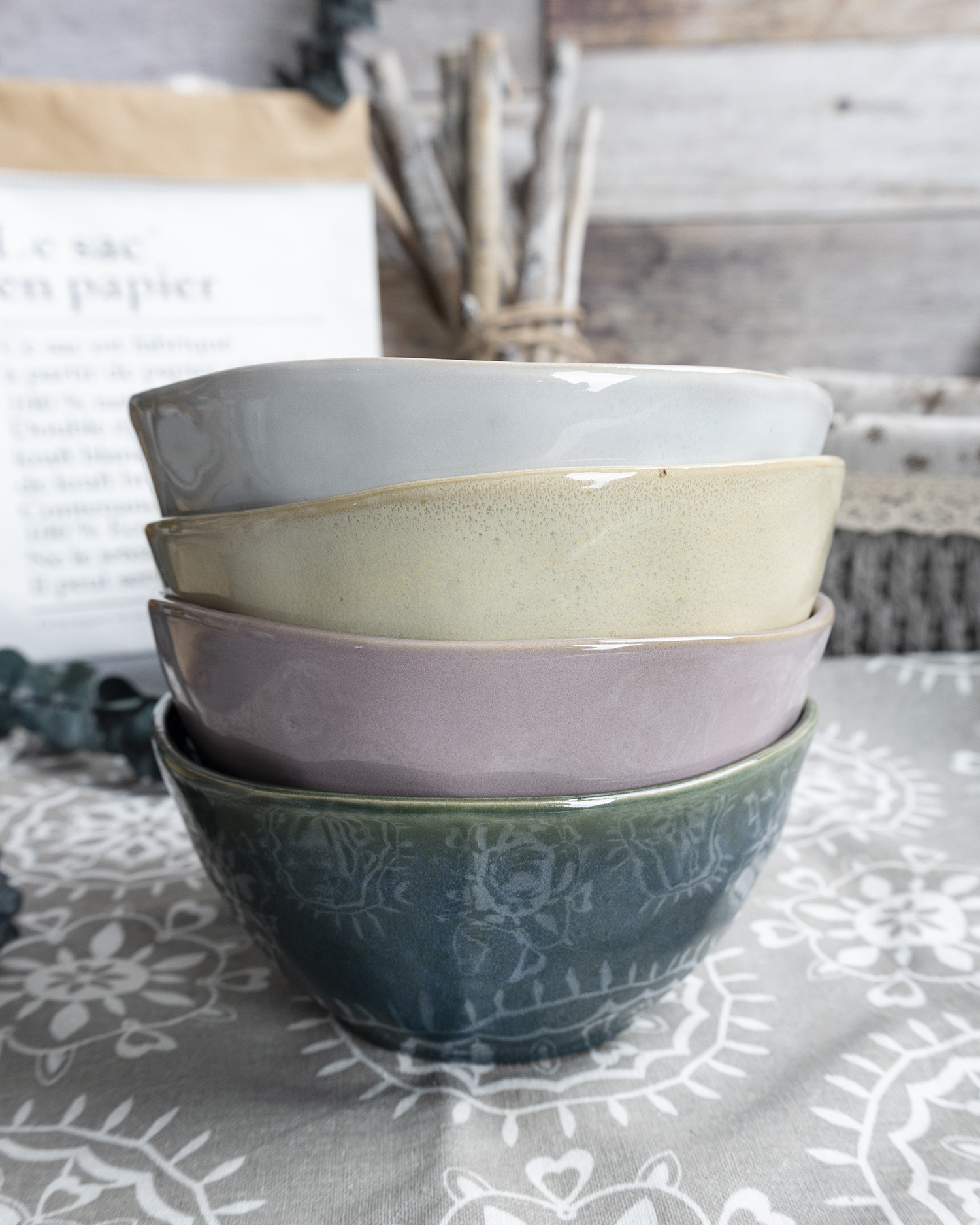 CHANGSHA HAPPY GO  Handcrafted Stoneware Dinnerware Set with Embossed Reactive Glaze in Natural Pastel Tones|happygodinnerware.com