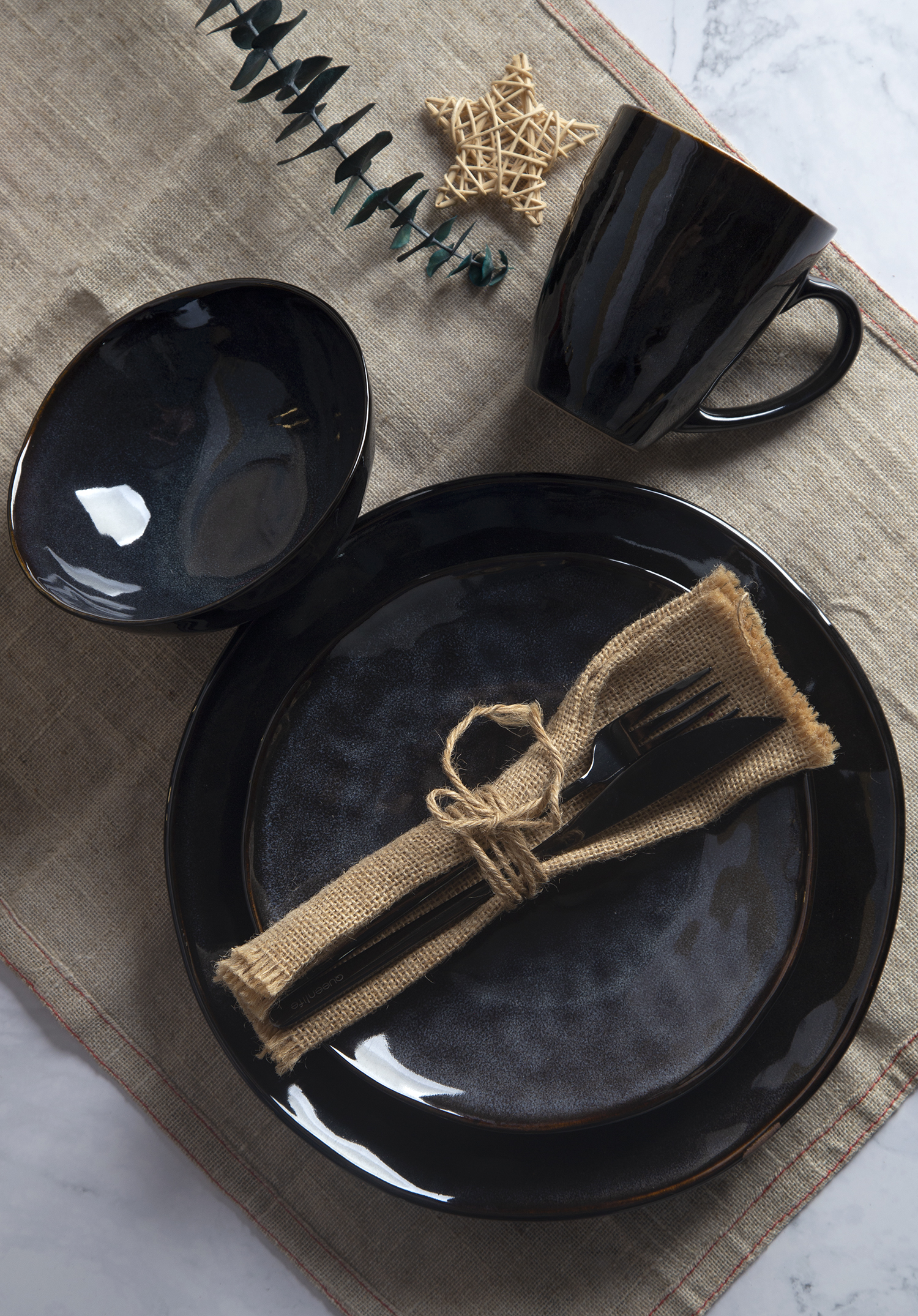 CHANGSHA HAPPY GO Reactive Glaze Stoneware with Embossed Design |happygodinnerware.com