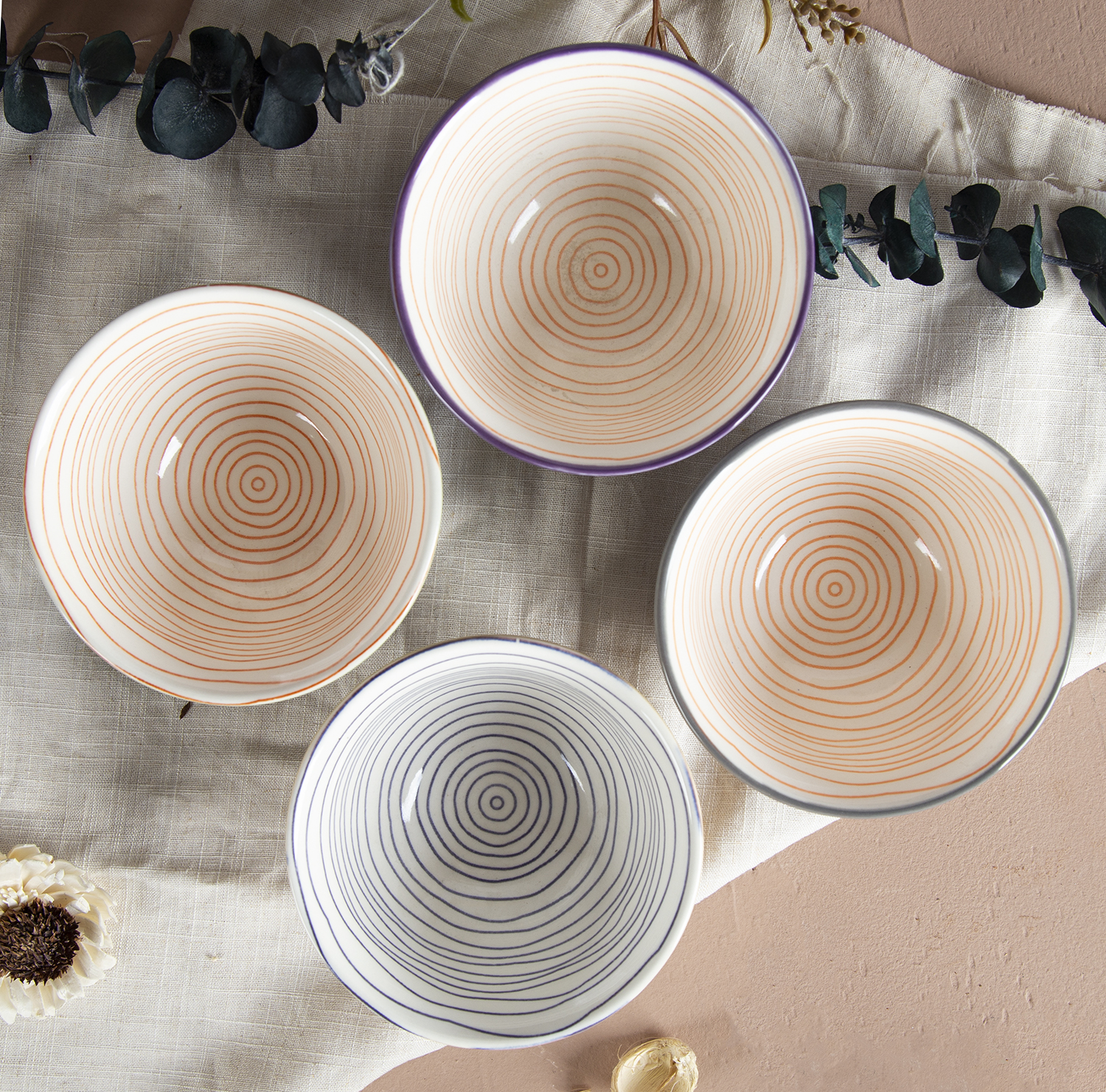 CHANGSHA HAPPY GO Star Pattern Embossed Stoneware Bowls with Color Glaze and Printed Design | happygodinnerware.com