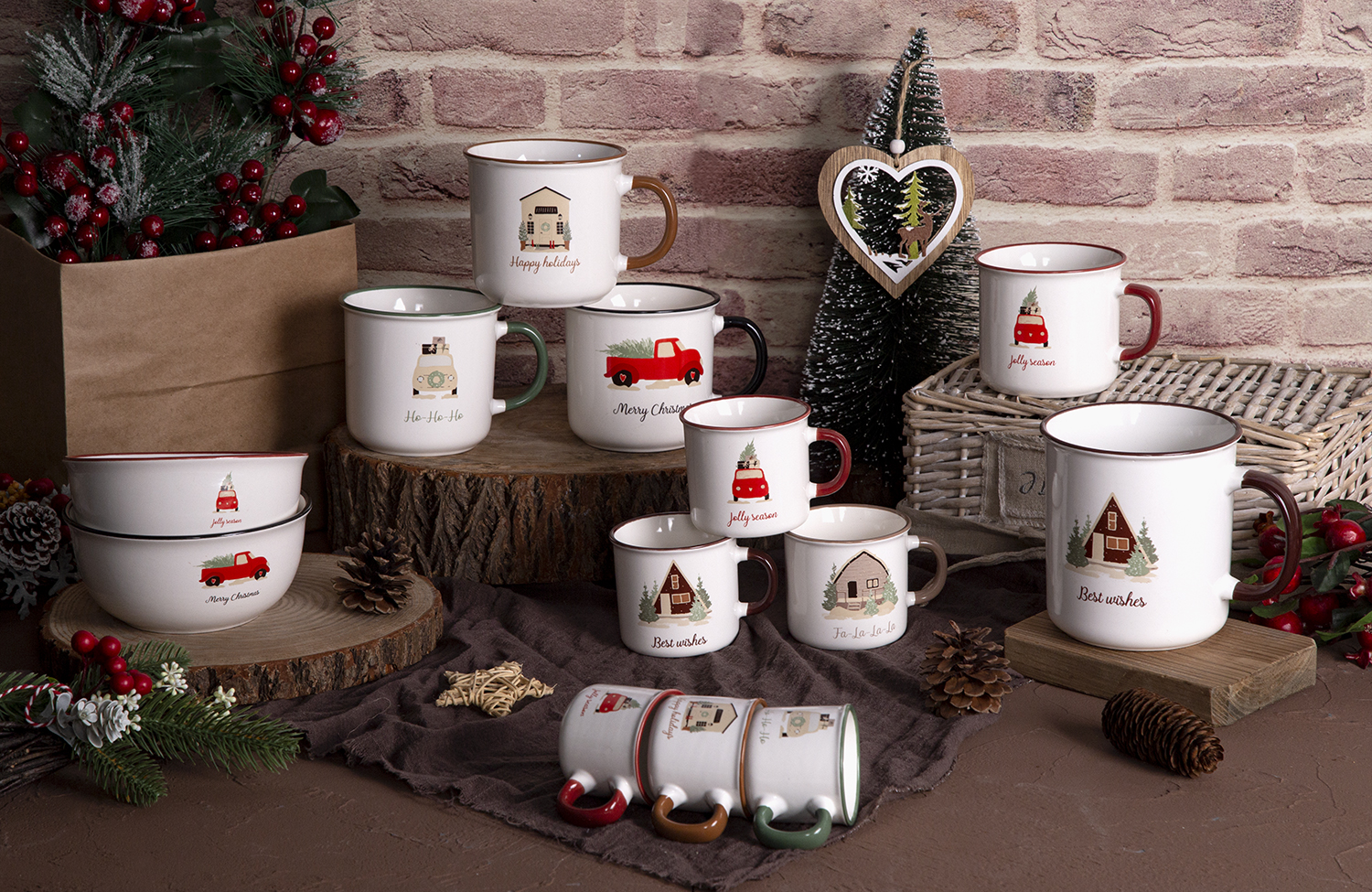 CHANGSHA HAPPY GO Christmas Themed Stoneware Mugs with Holiday Decals | happygodinnerware.com